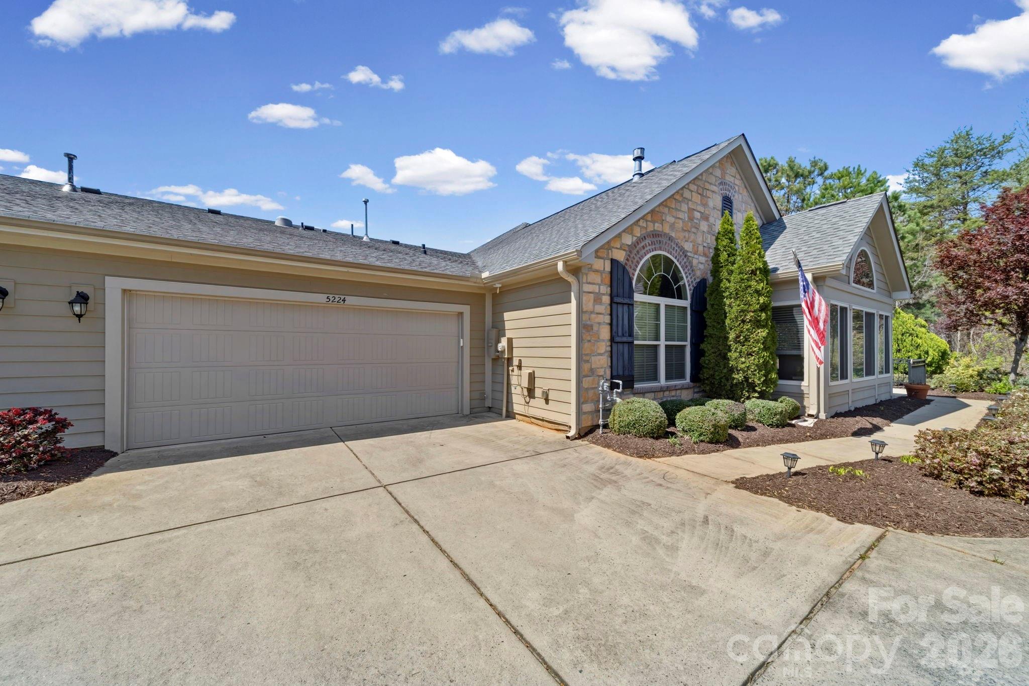 5224 Polo Gate Blvd, Charlotte, NC 28216