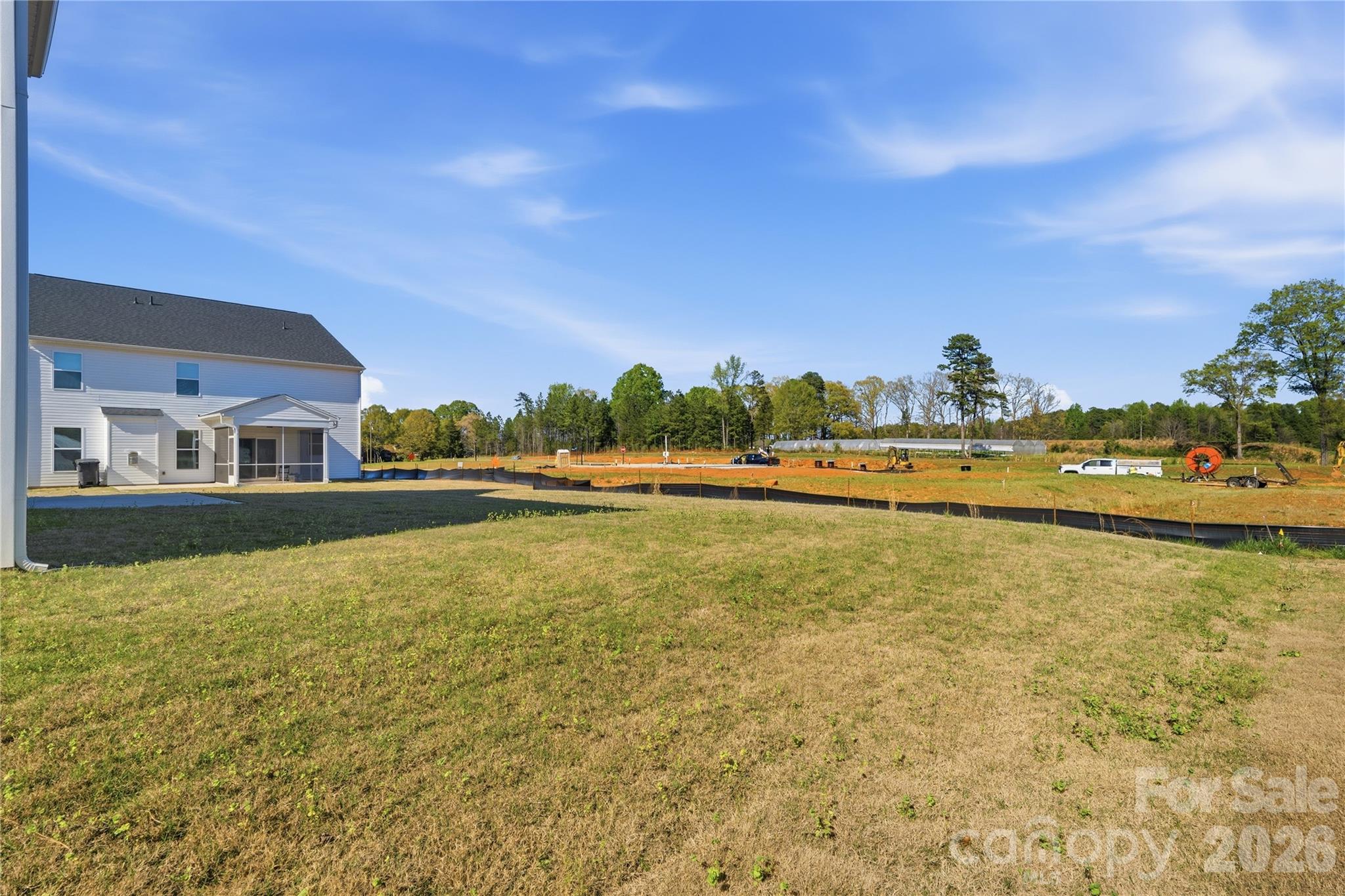 4011 Vista Pine Dr, Charlotte, NC 28215