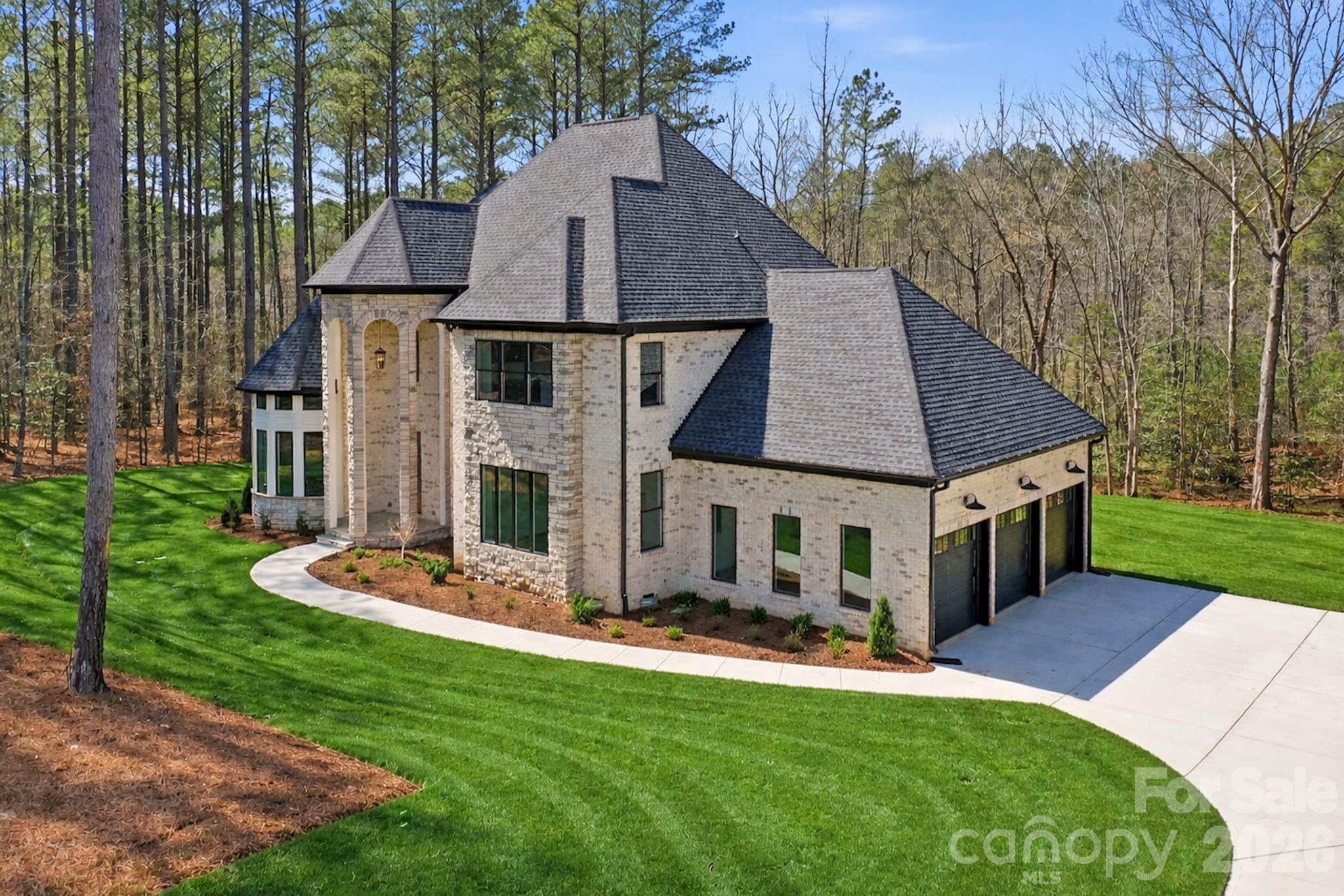 6405 Chimney Bluff Rd, Lancaster, SC 29720