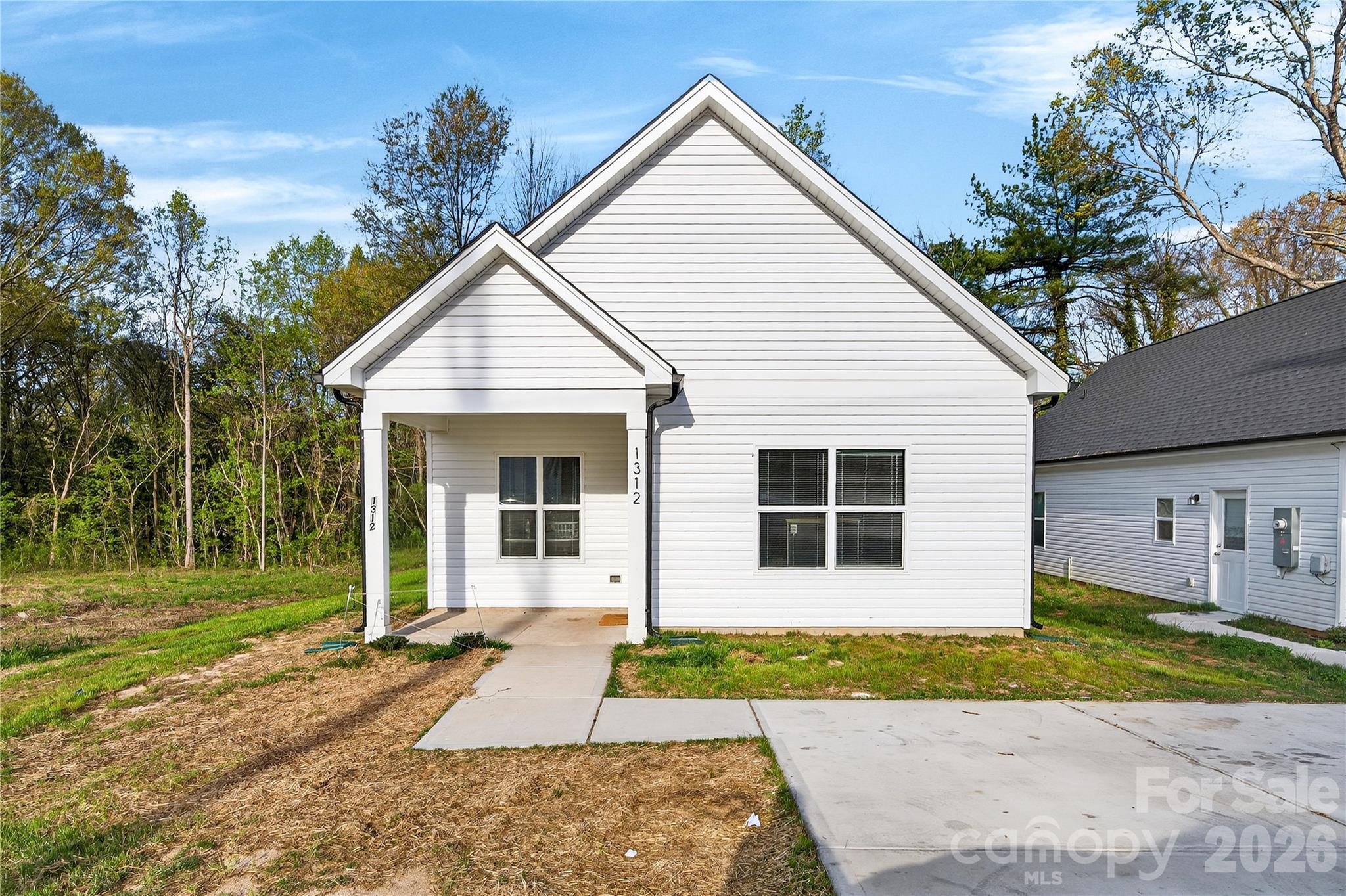 1312 7th St, Statesville, NC 28677