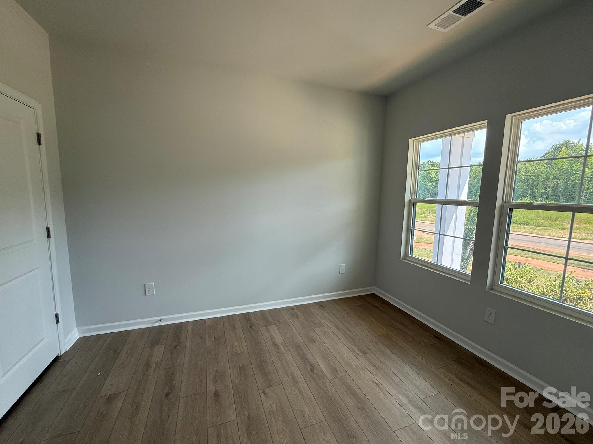 1305 Bansal Dr, Charlotte, NC 28215