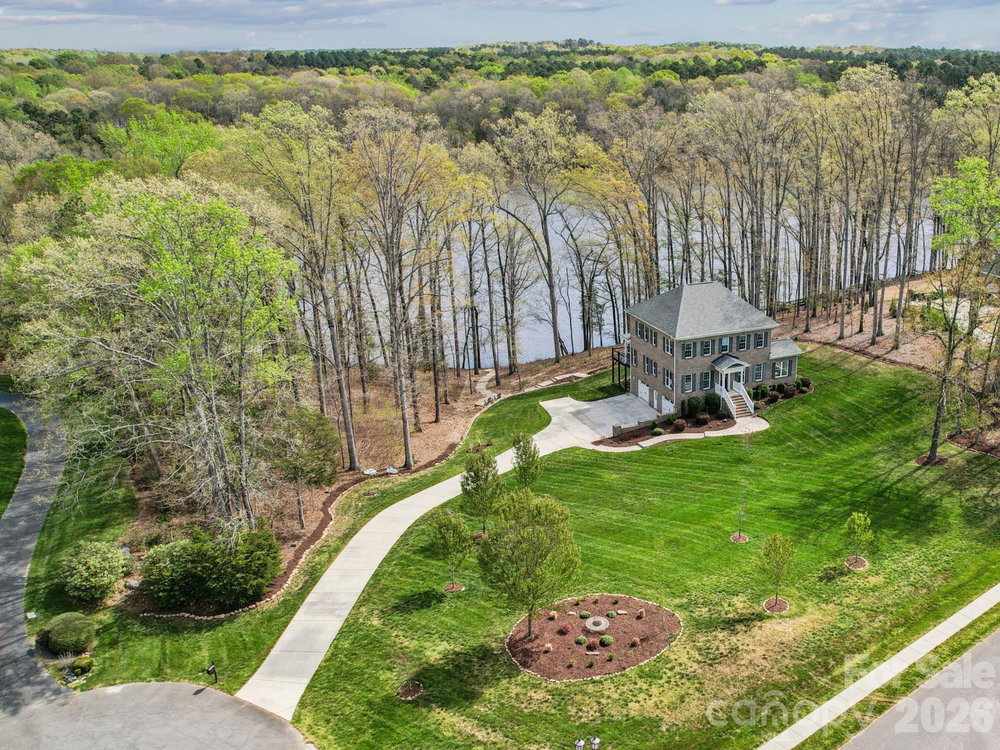 902 Bridgewater Dr, Monroe, NC 28112