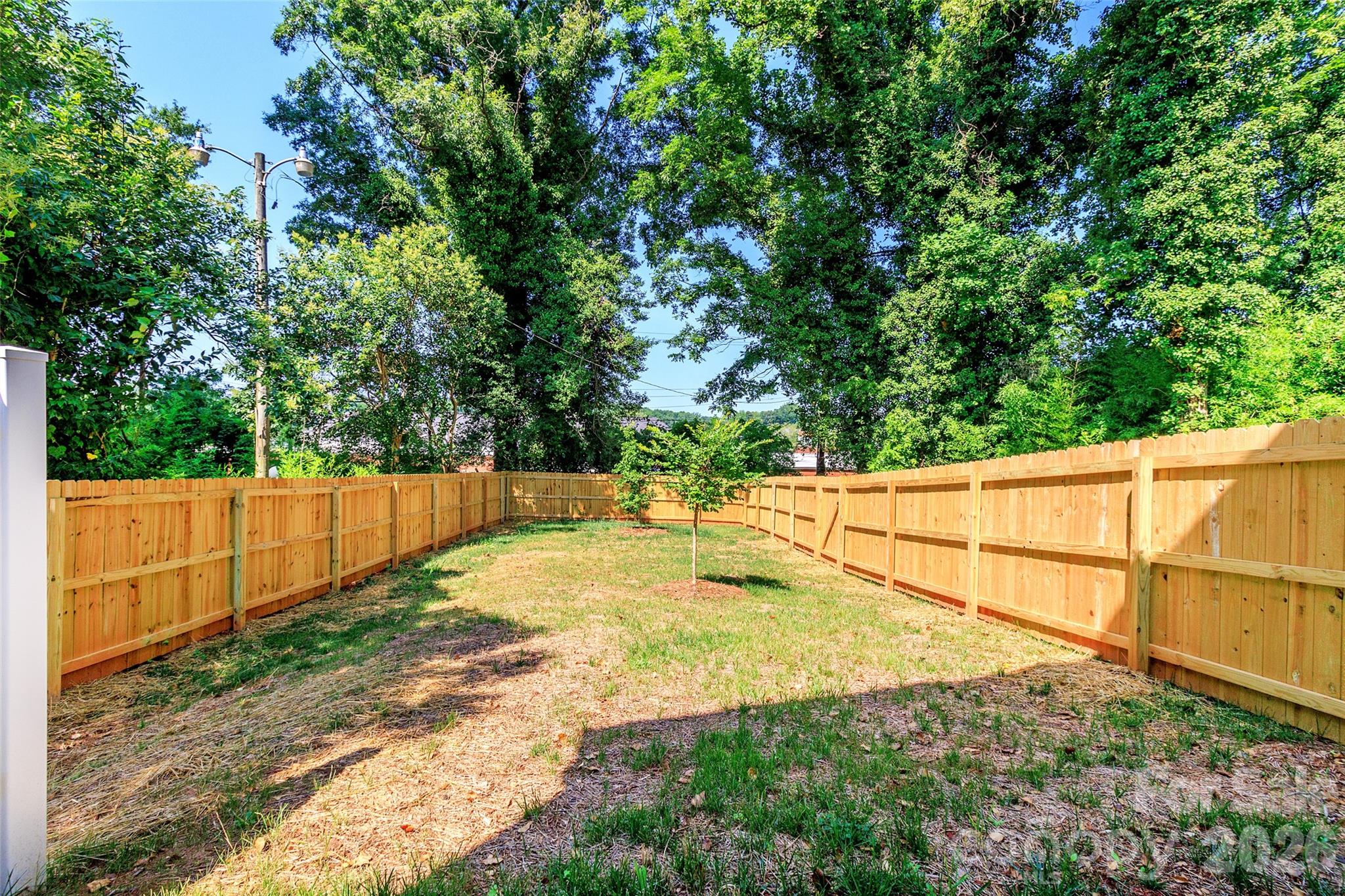 2517 Elon St, Charlotte, NC 28208