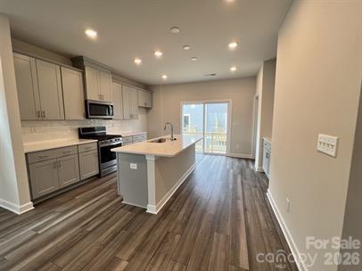 3754 Memorial Pw, Charlotte, NC 28217