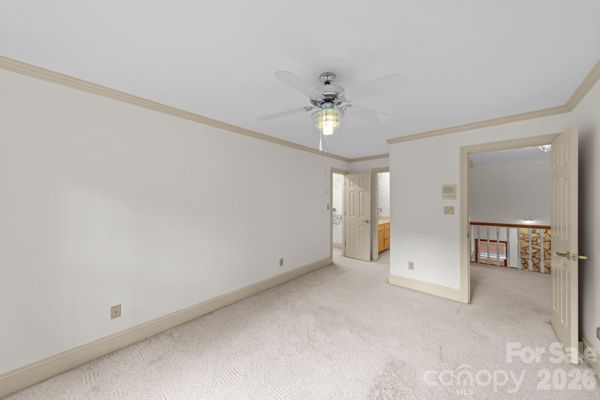5215 Silchester Ln, Charlotte, NC 28215
