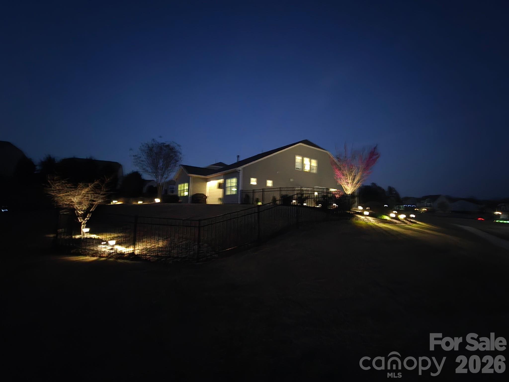 2003 Harvest Time Ln, Waxhaw, NC 28173