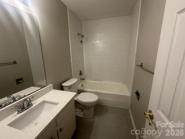 911 Nottingham Dr #19, Gastonia, NC 28054