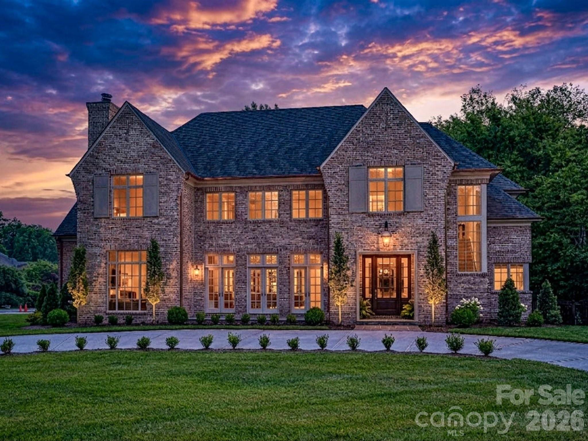 3701 Pelham Ln, Charlotte, NC 28211