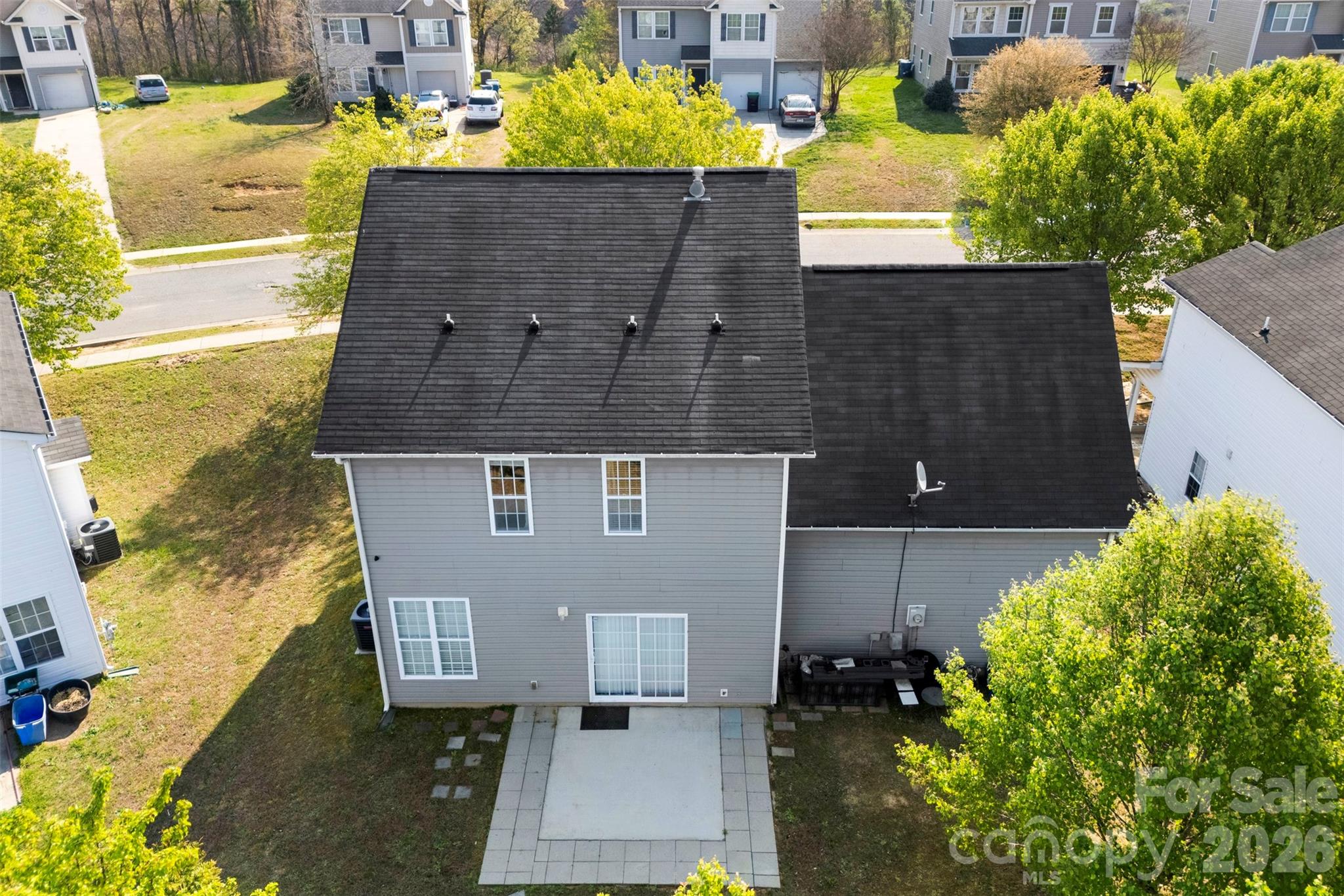 624 Cliffs Inn Cir, Charlotte, NC 28214