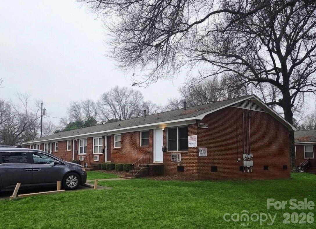 3500 N Sharon Amity Rd, Charlotte, NC 28205