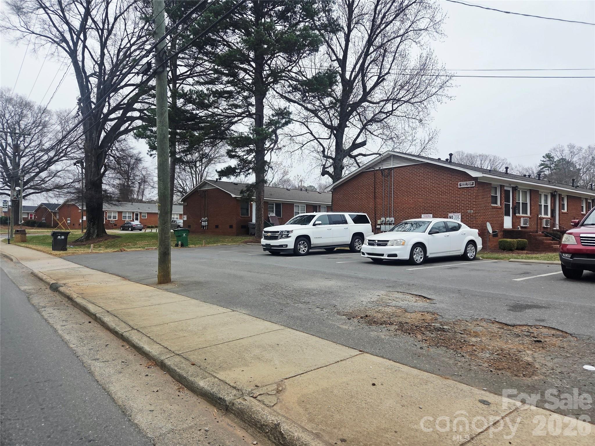 3500 N Sharon Amity Rd, Charlotte, NC 28205