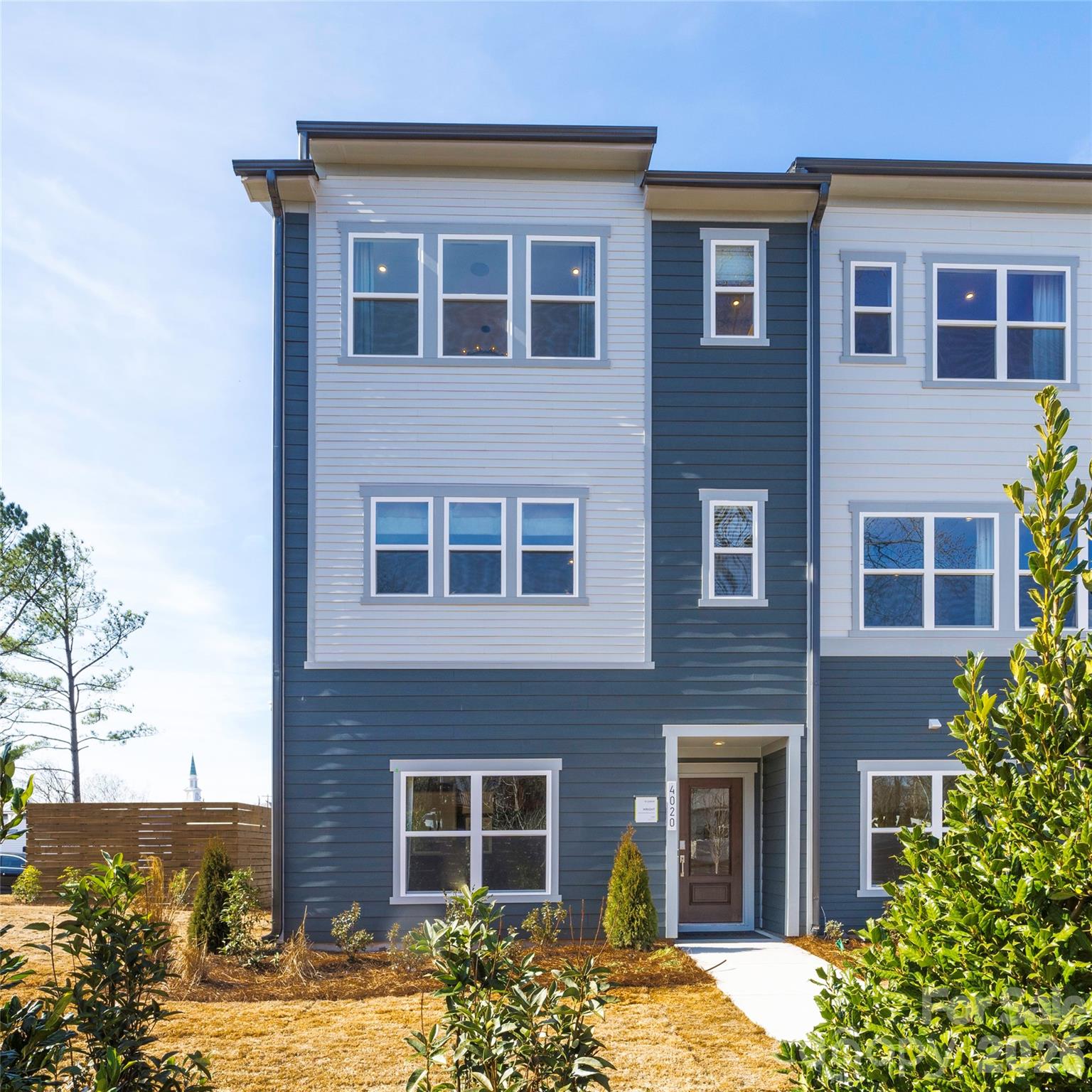 4008 Cue Ct, Charlotte, NC 28205