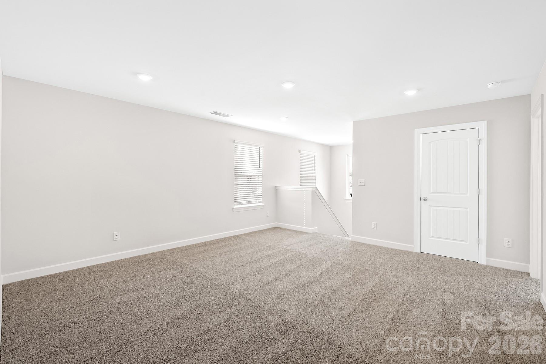 6516 Fairford Dr, Charlotte, NC 28215