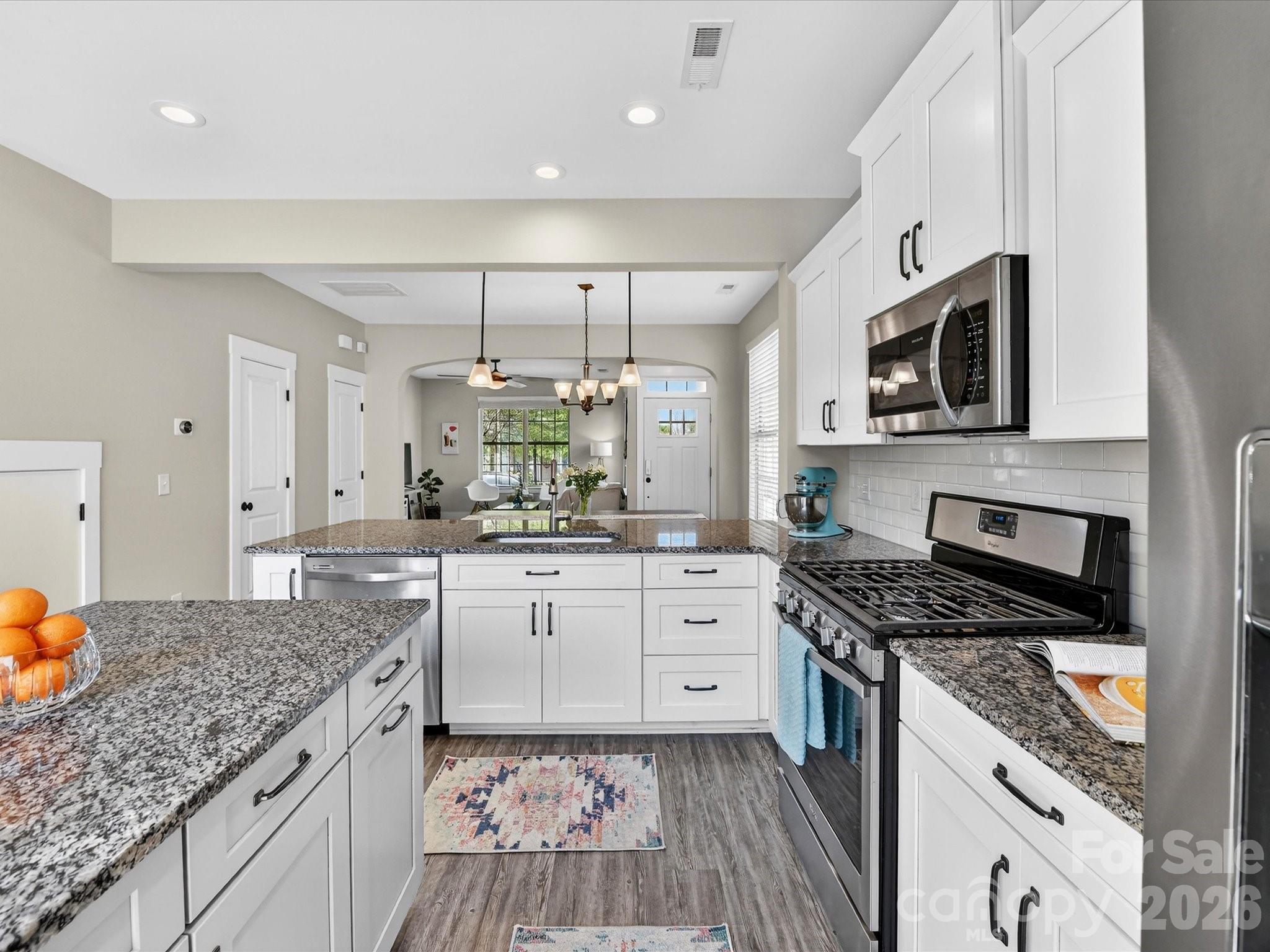 2718 Tranquil Oak Pl, Charlotte, NC 28206