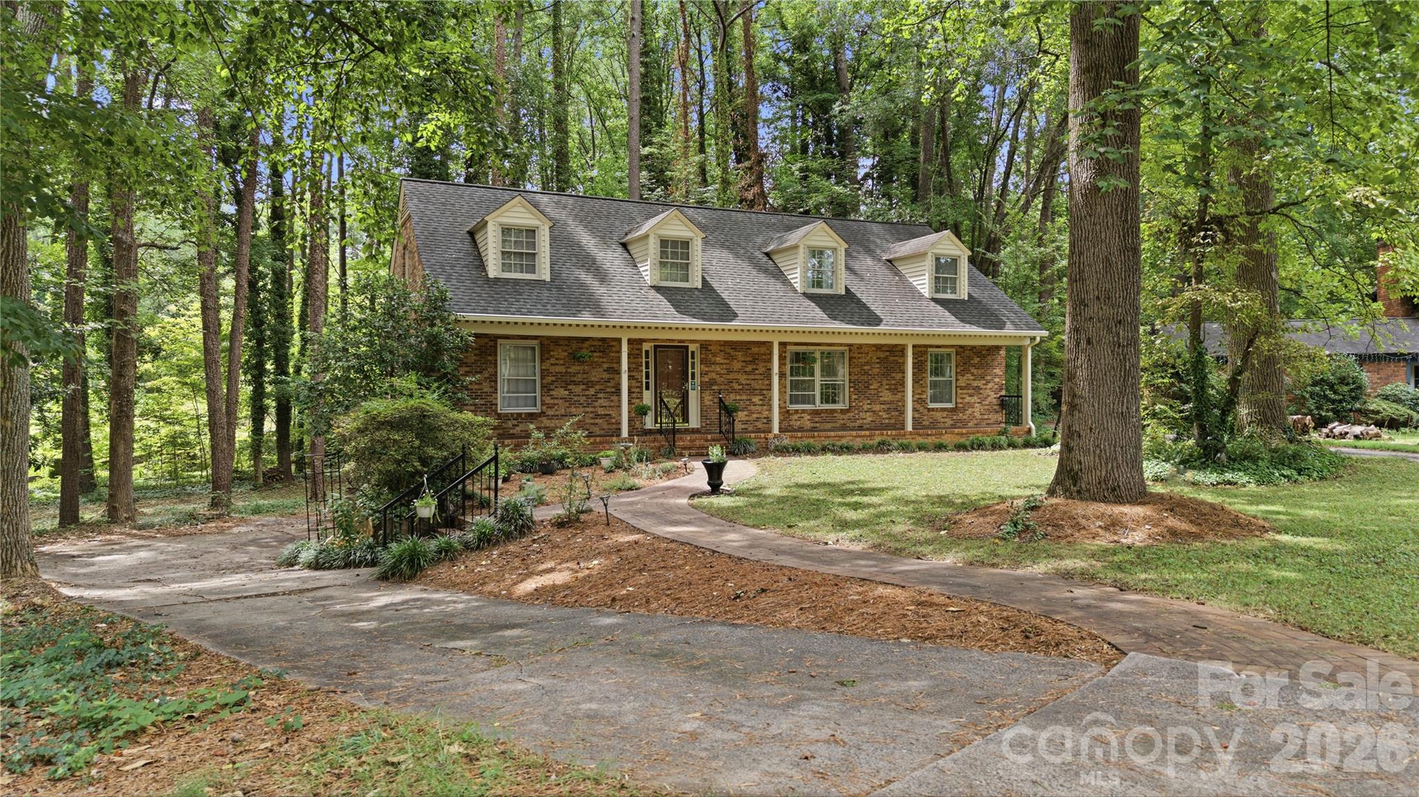604 Whittington Pl, Statesville, NC 28677