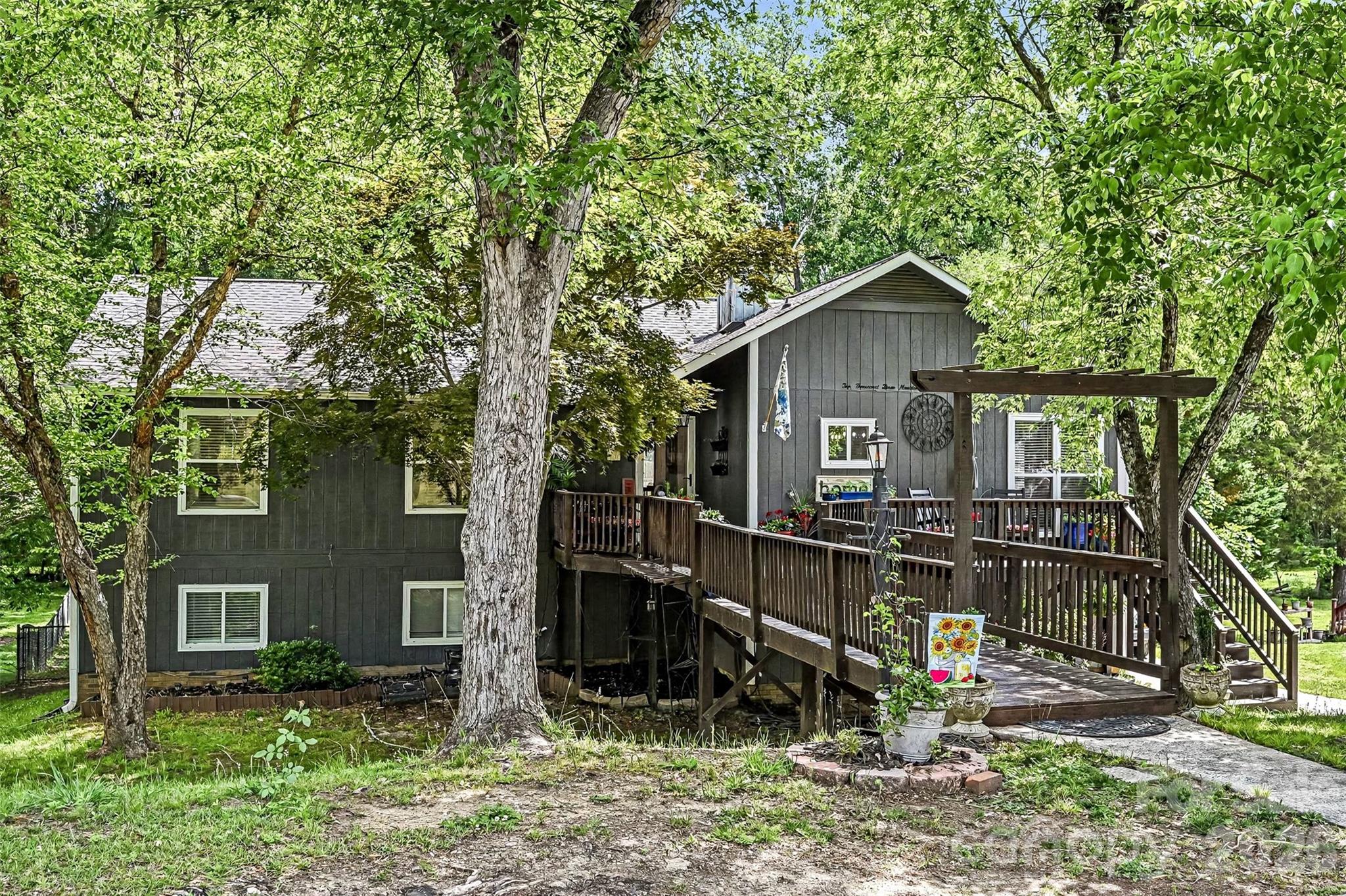 10319 Camelback Cir, Charlotte, NC 28226