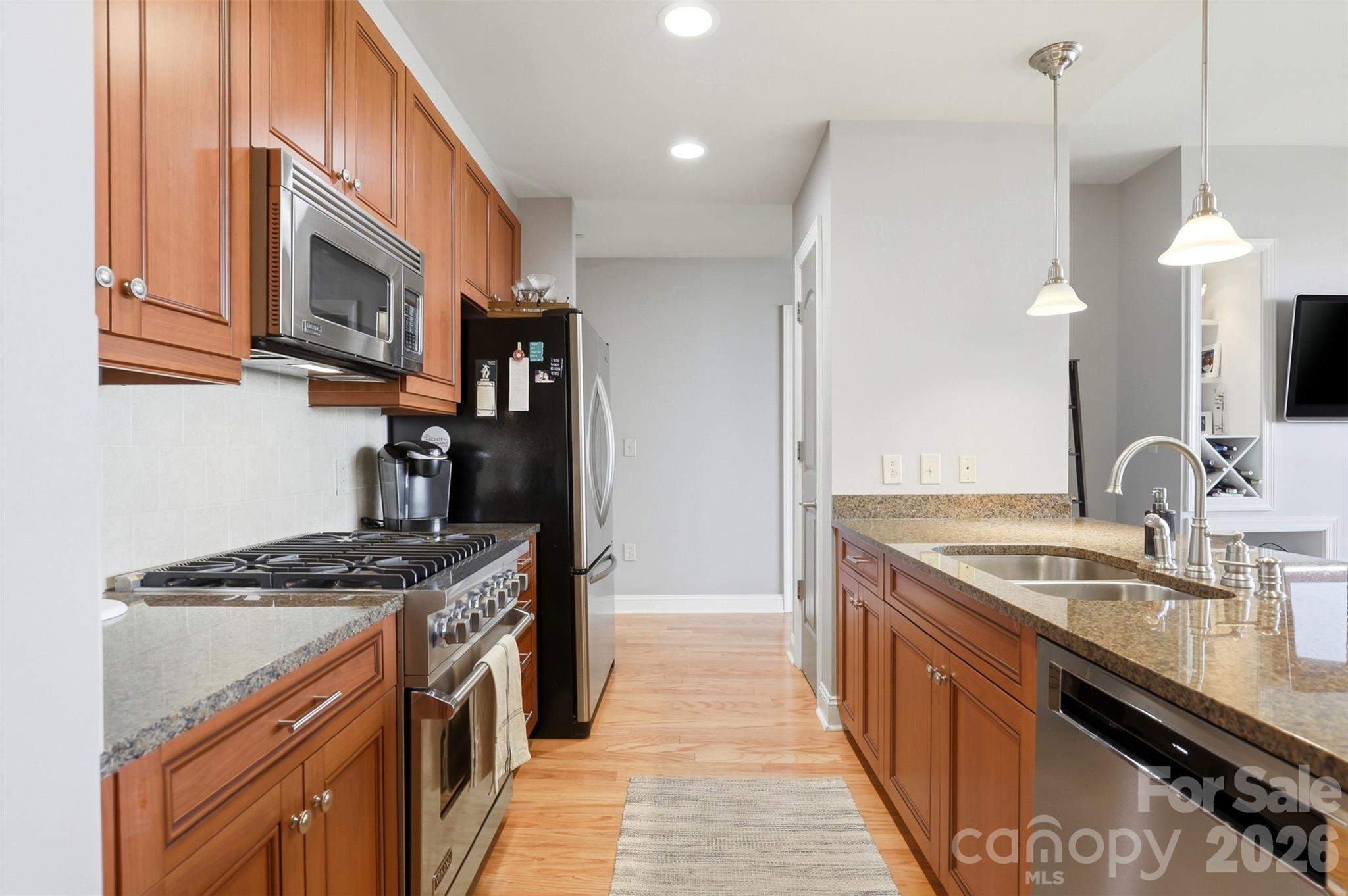 701 Royal Ct #508, Charlotte, NC 28202
