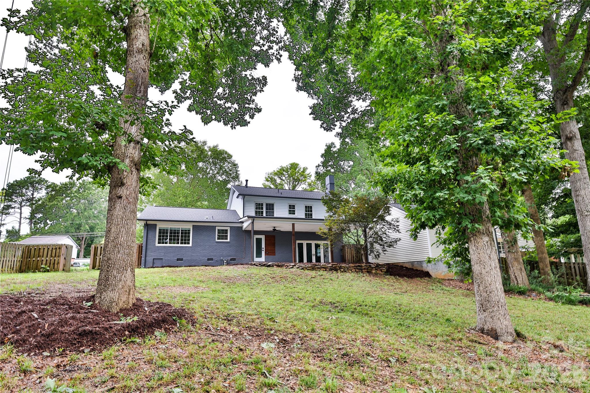 6721 Knightswood Dr, Charlotte, NC 28226