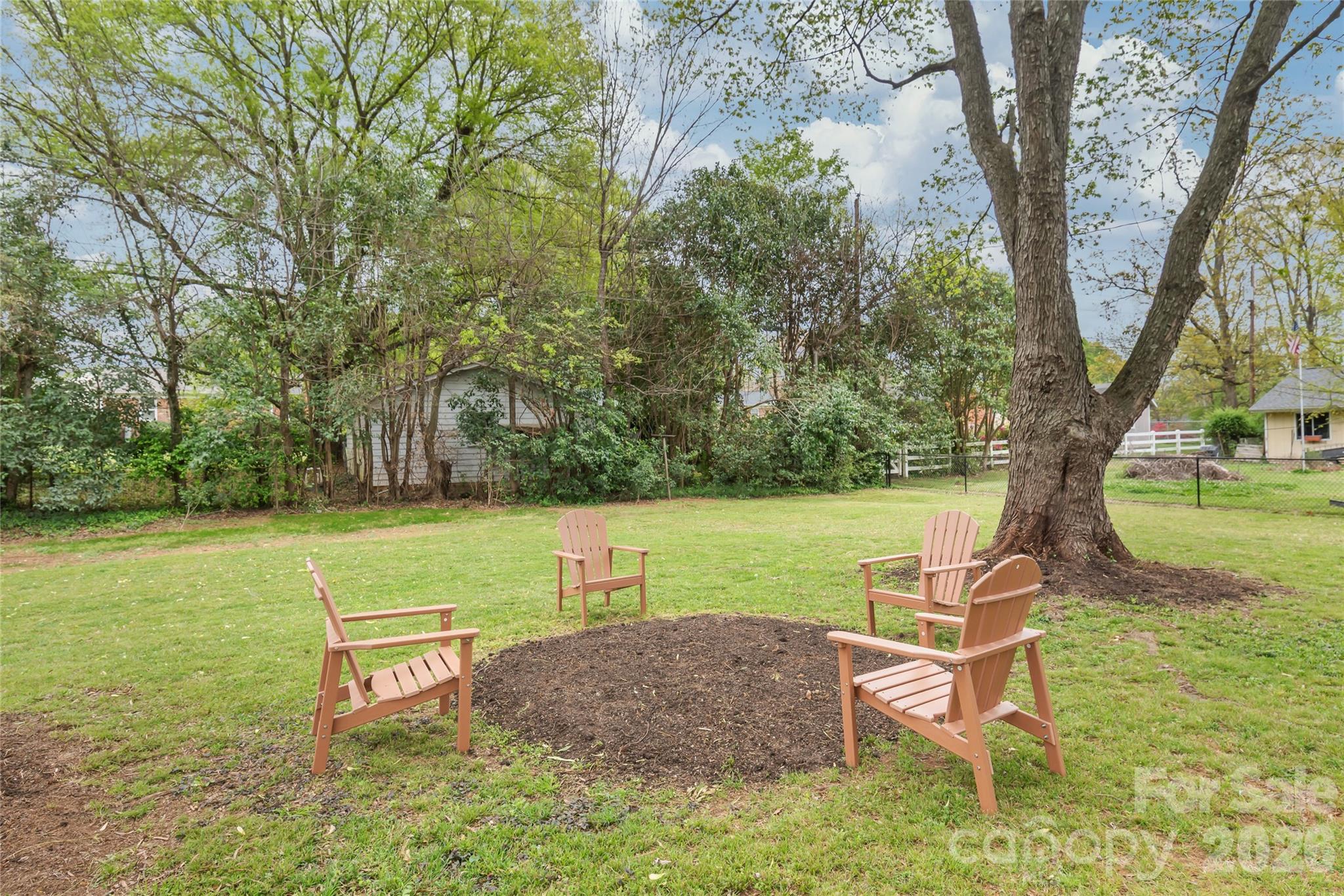7537 Monroe Rd, Charlotte, NC 28212