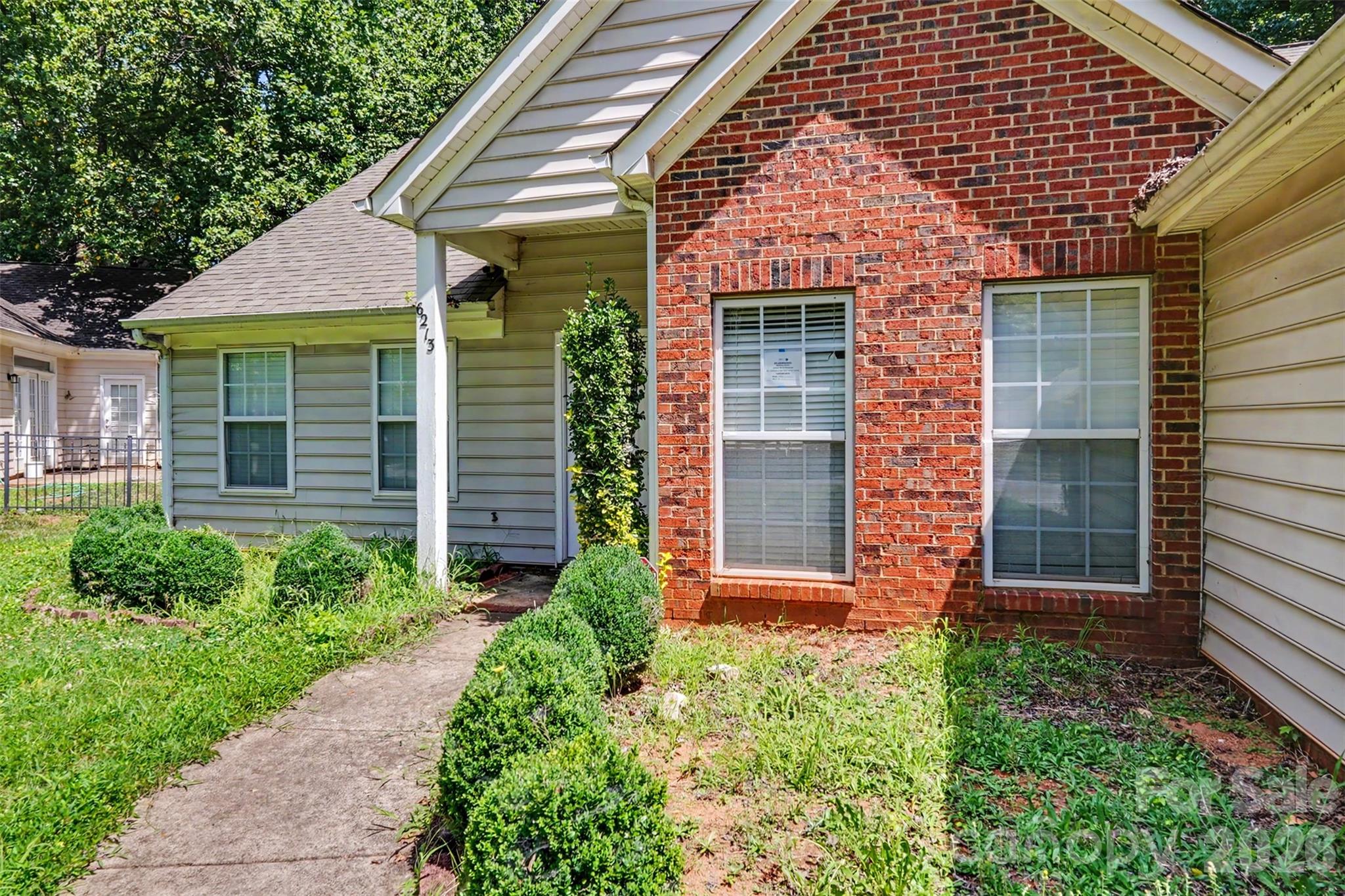 6213 Nevin Rd, Charlotte, NC 28262