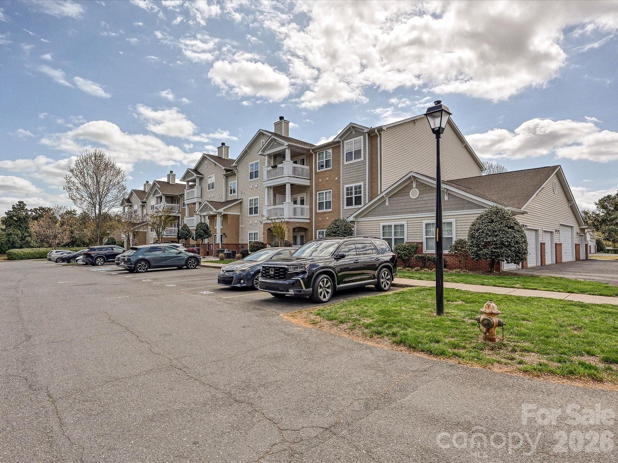 11873 Ridgeway Park Dr, Charlotte, NC 28277