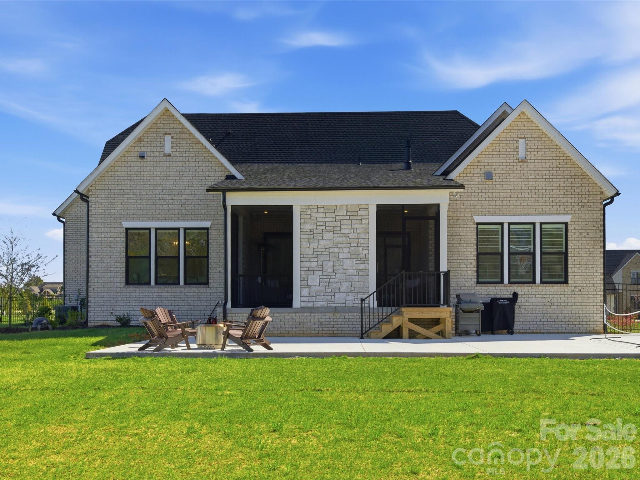 1008 Broadmoor Dr, Marvin, NC 28173