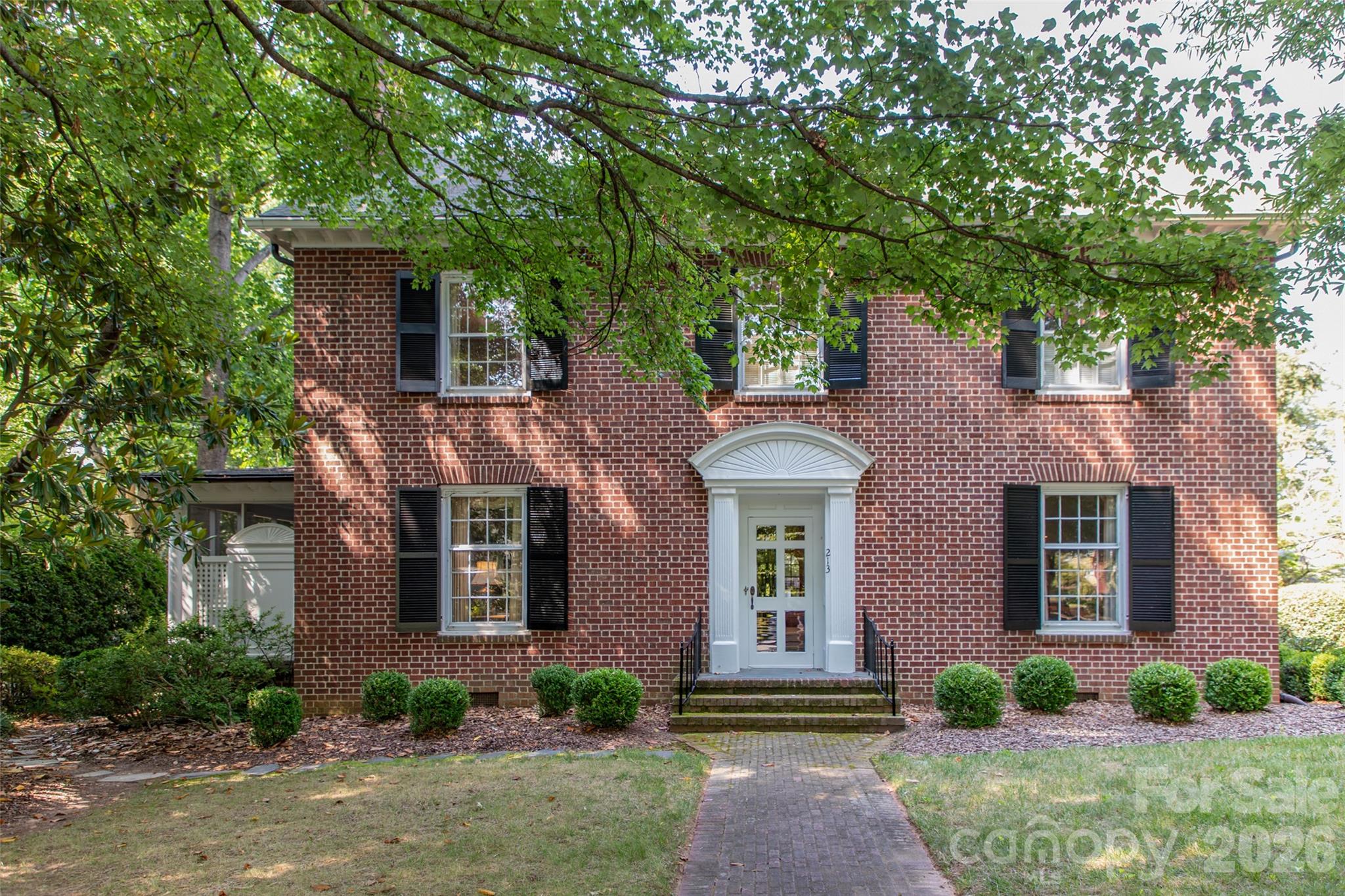 213 Union St N, Concord, NC 28025