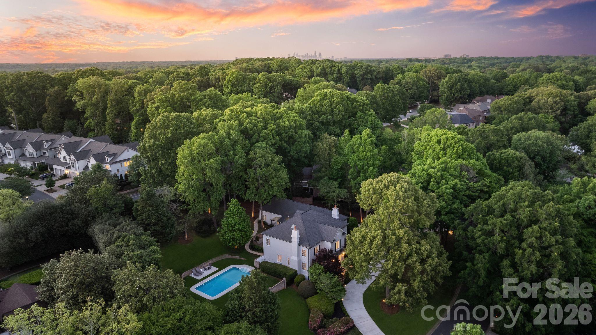 8124 Greencastle Dr, Charlotte, NC 28210
