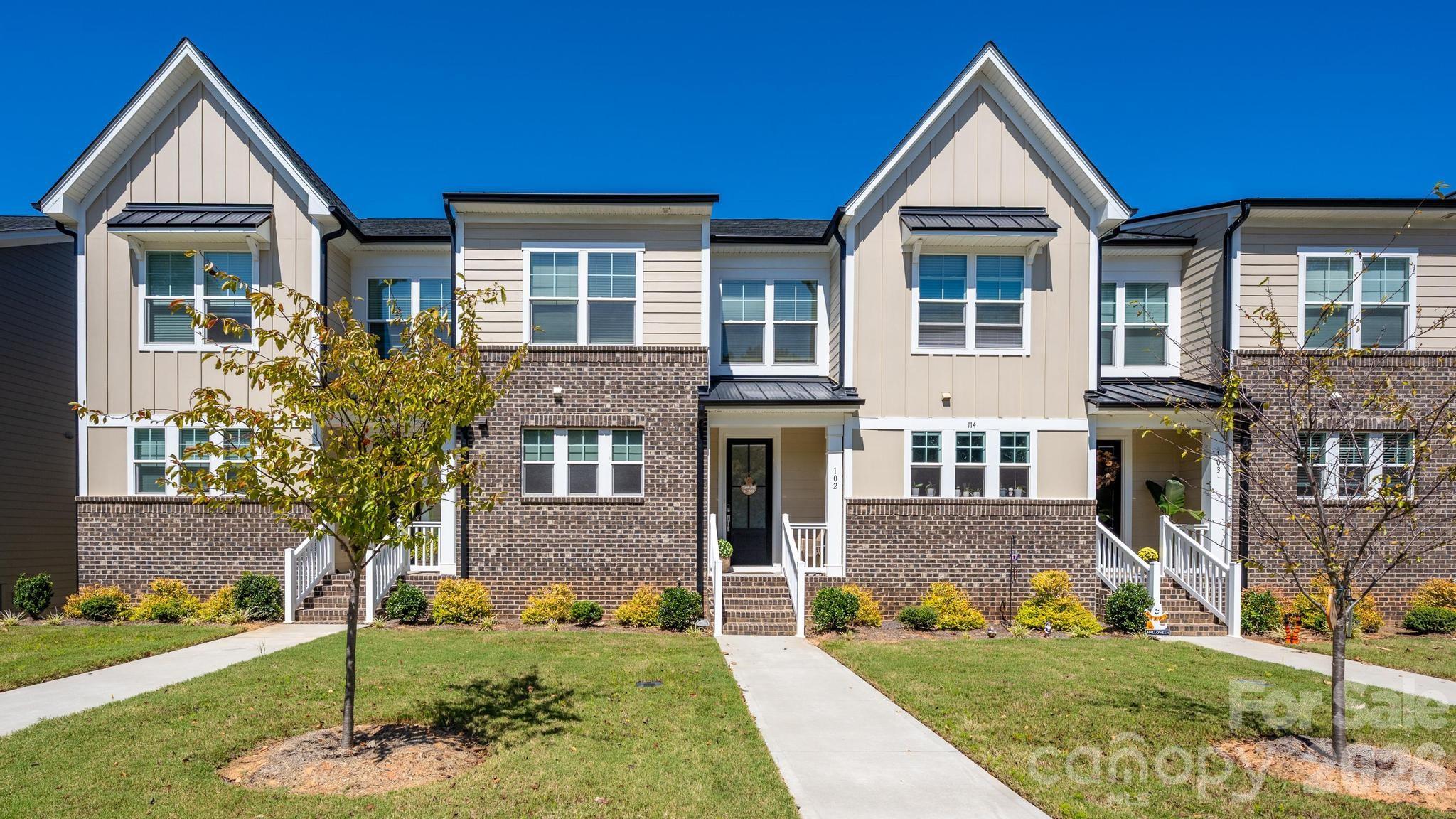 114 Glencoe Ln #102, Mooresville, NC 28117