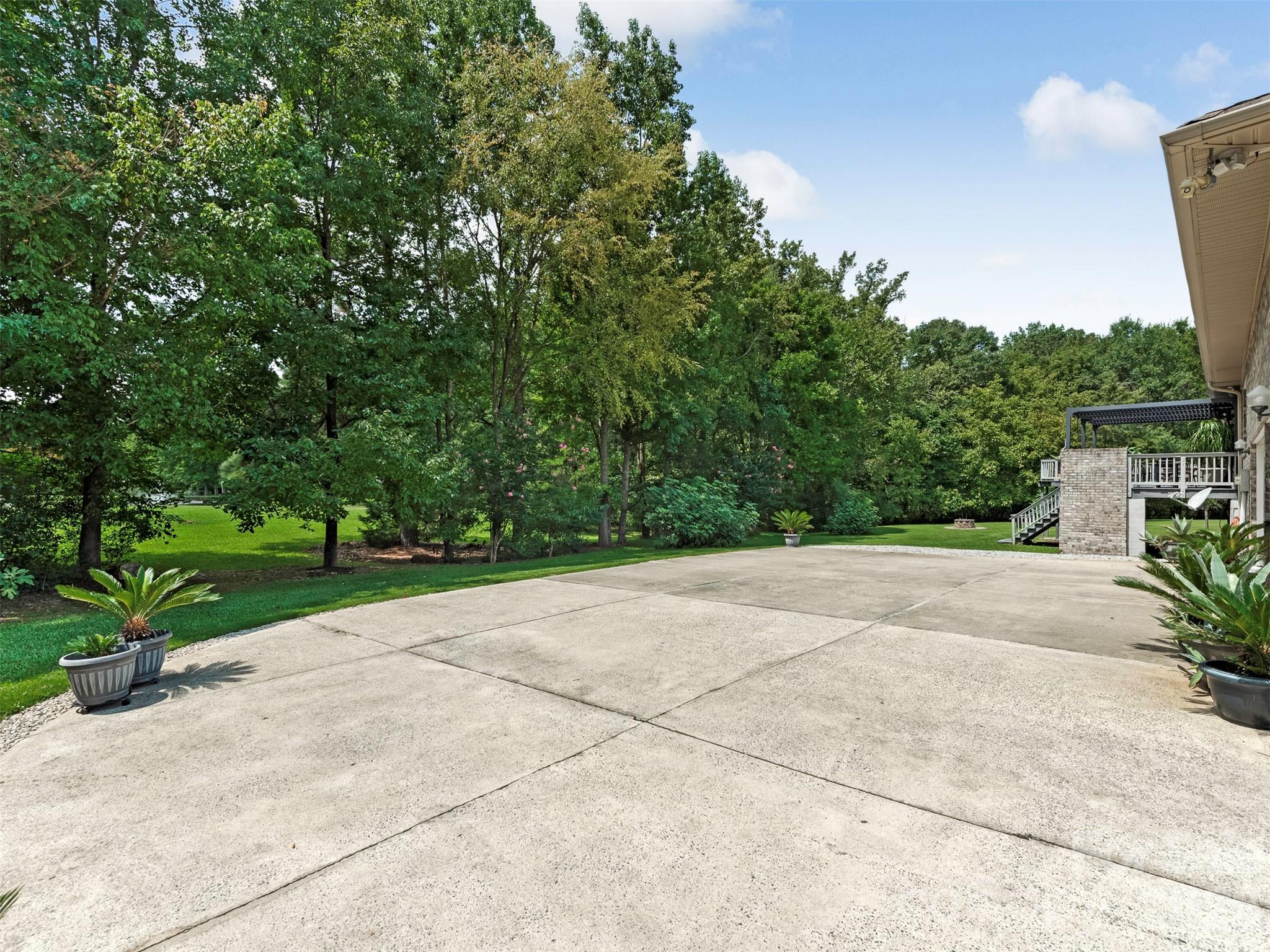 9535 Potter Rd, Matthews, NC 28104