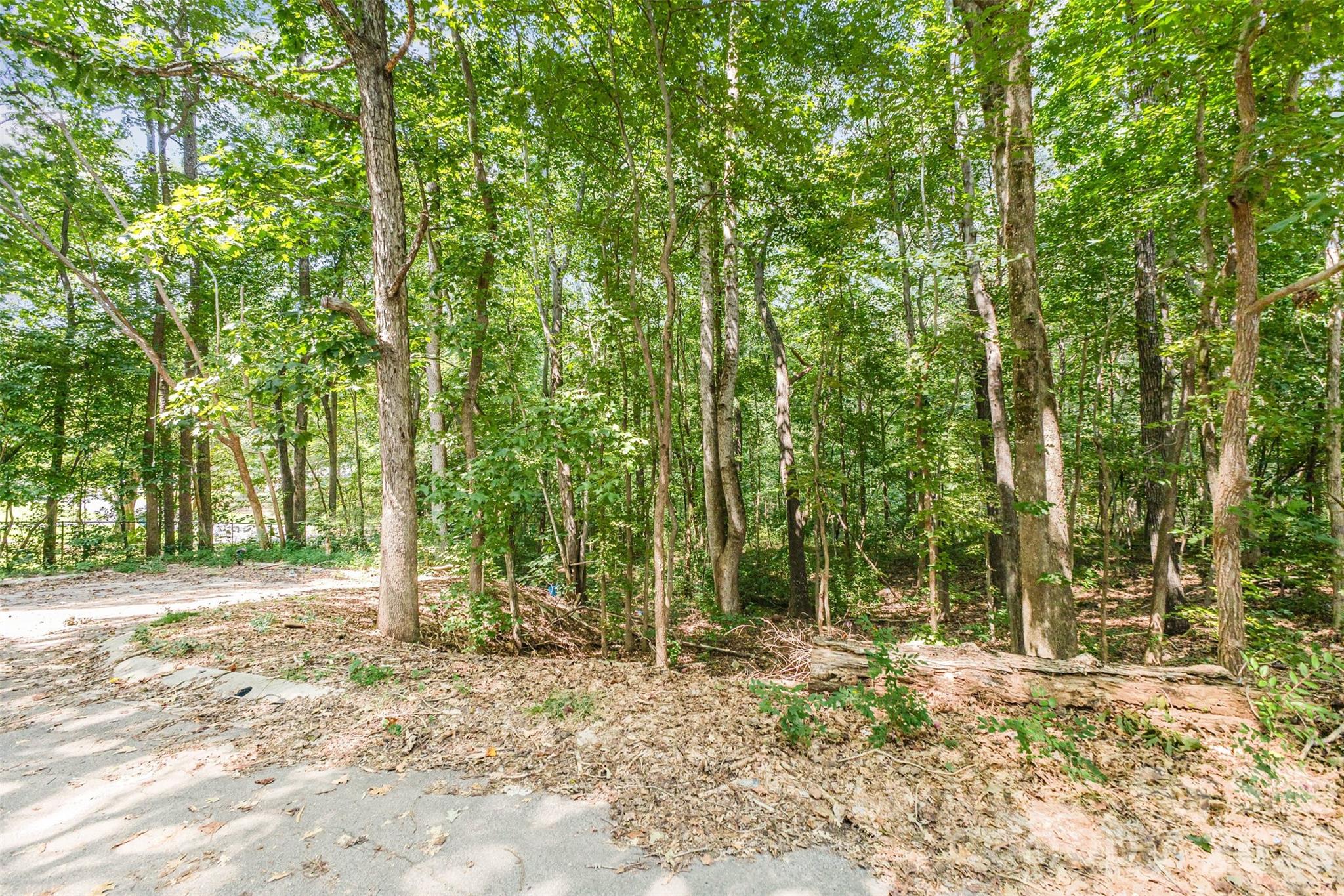 4648 Nob Hill Dr, Kannapolis, NC 28081