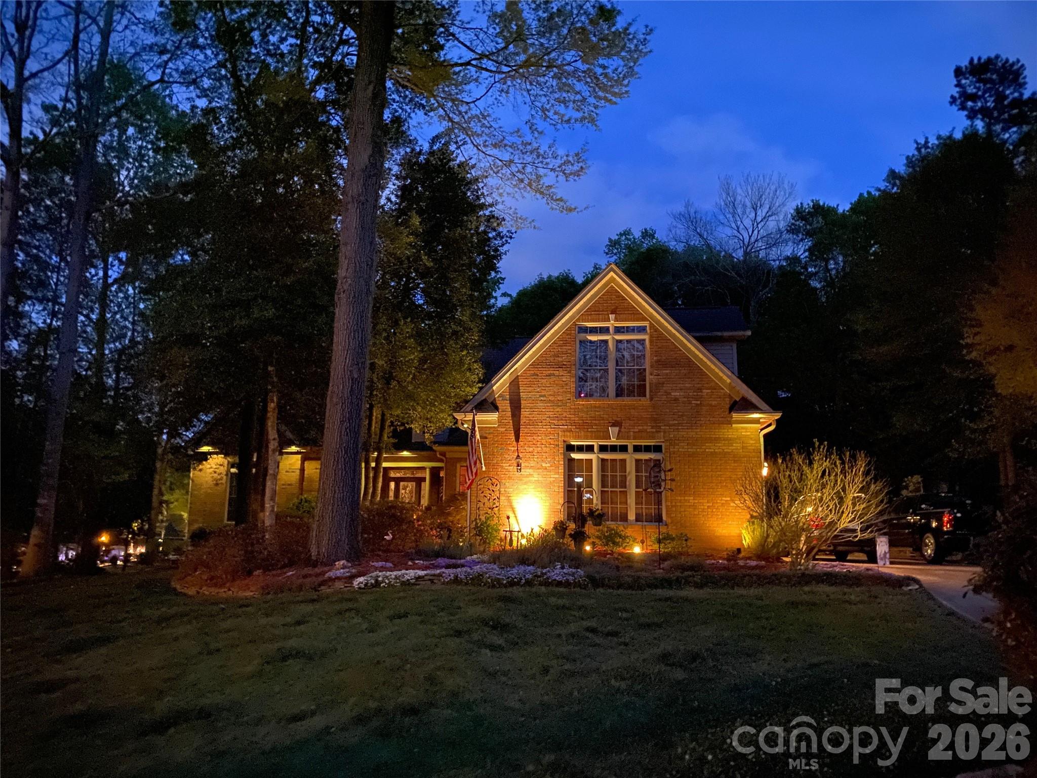 225 Highland Forest Dr, Clover, SC 29710