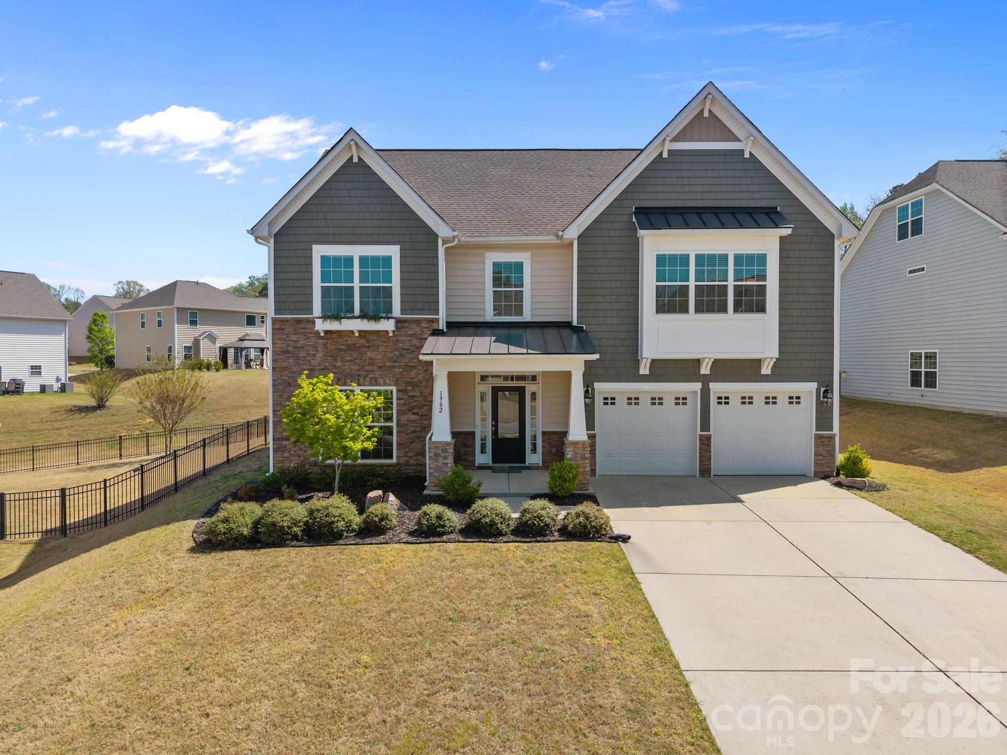 1982 Smokey Quartz Rd, Davidson, NC 28036