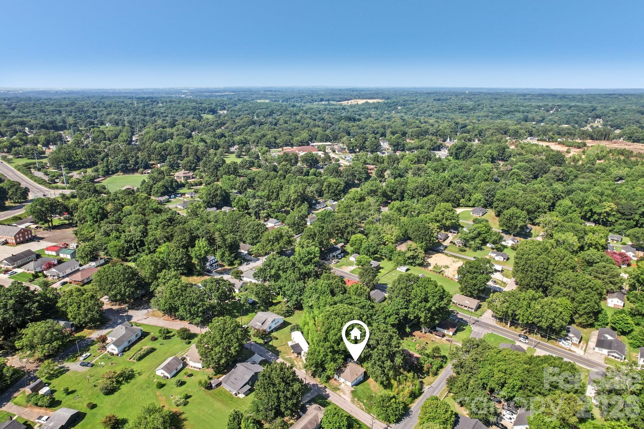 911 Elm St, Kannapolis, NC 28081