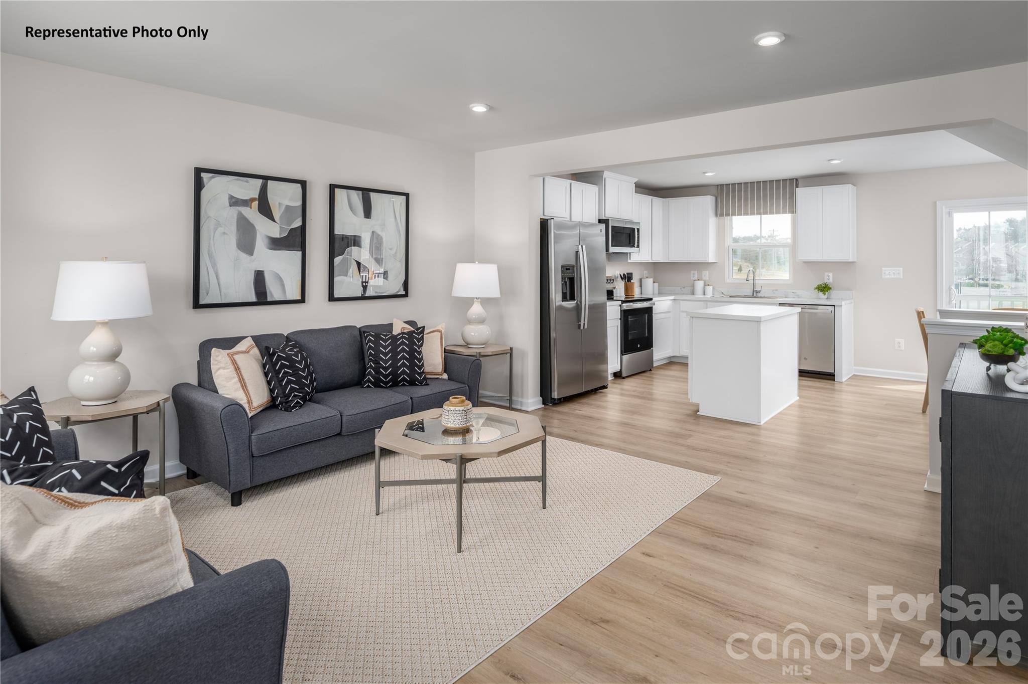 5860 Granbury Dr, Kannapolis, NC 28081