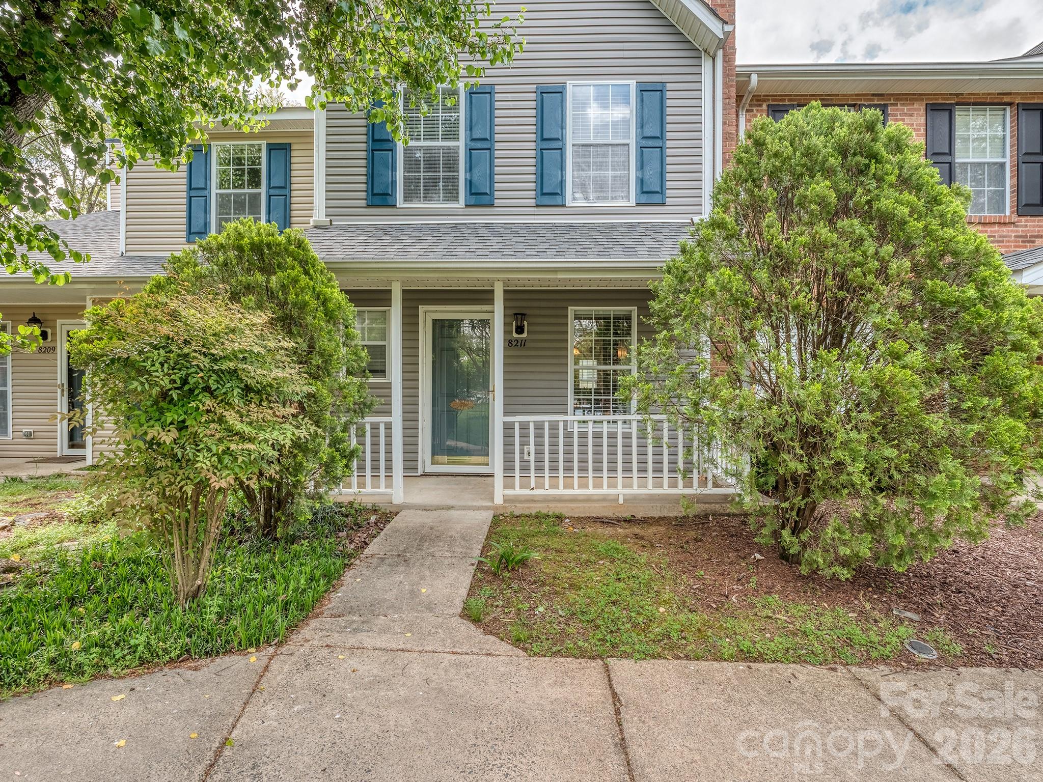 8211 Golf Ridge Dr, Charlotte, NC 28277