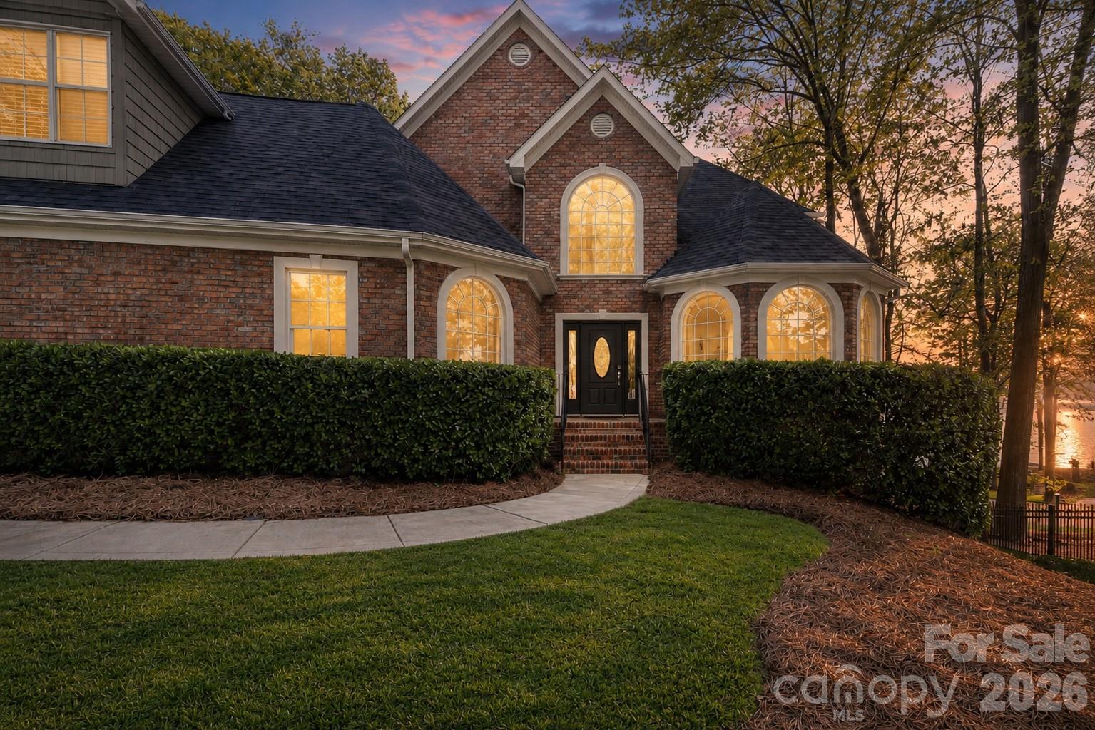 119 Shelter Cove Ln, Mooresville, NC 28117