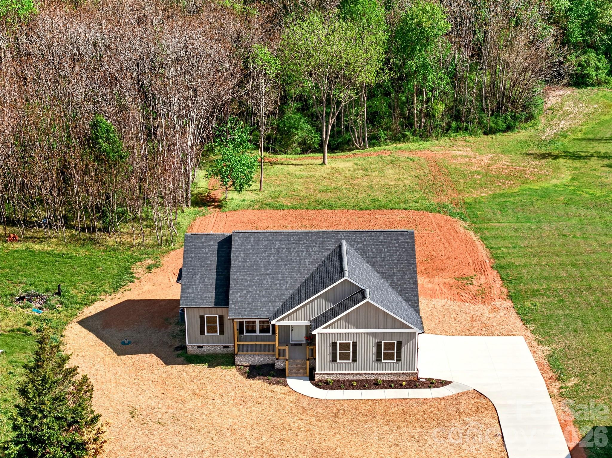 144 Tranquility Ln, Harmony, NC 28634