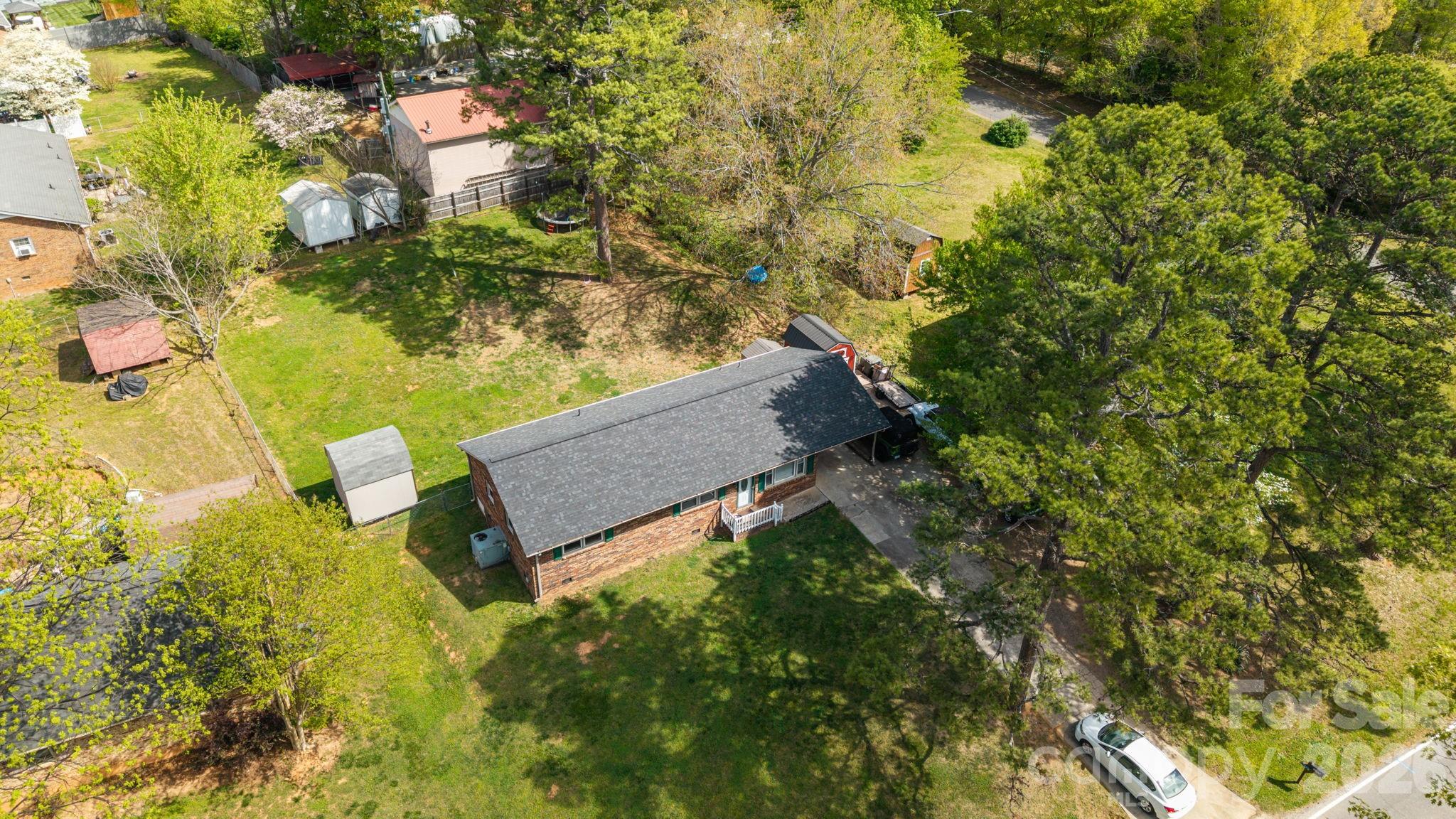 3942 Linwood Rd, Gastonia, NC 28052