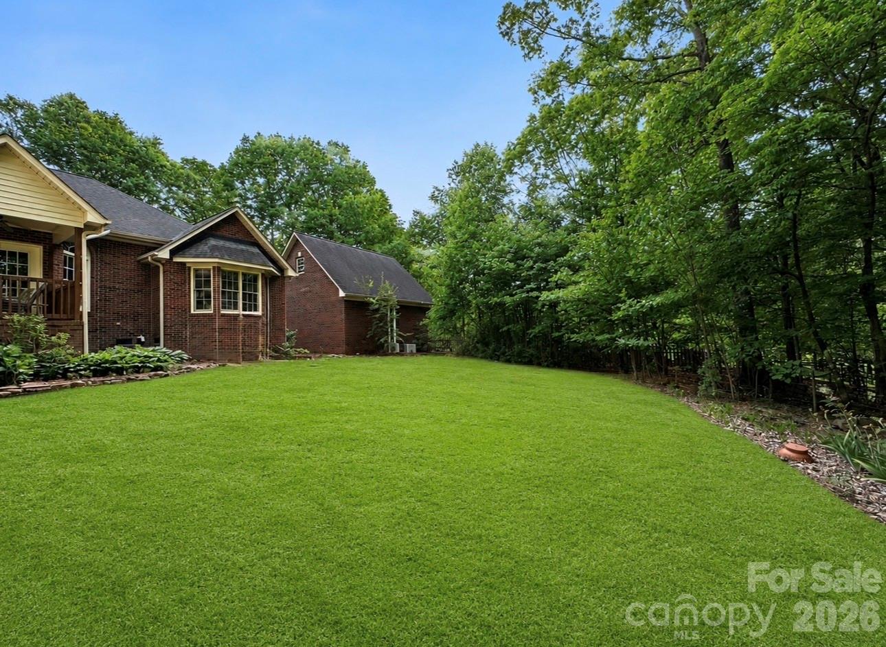 5406 Club View Dr, Concord, NC 28025