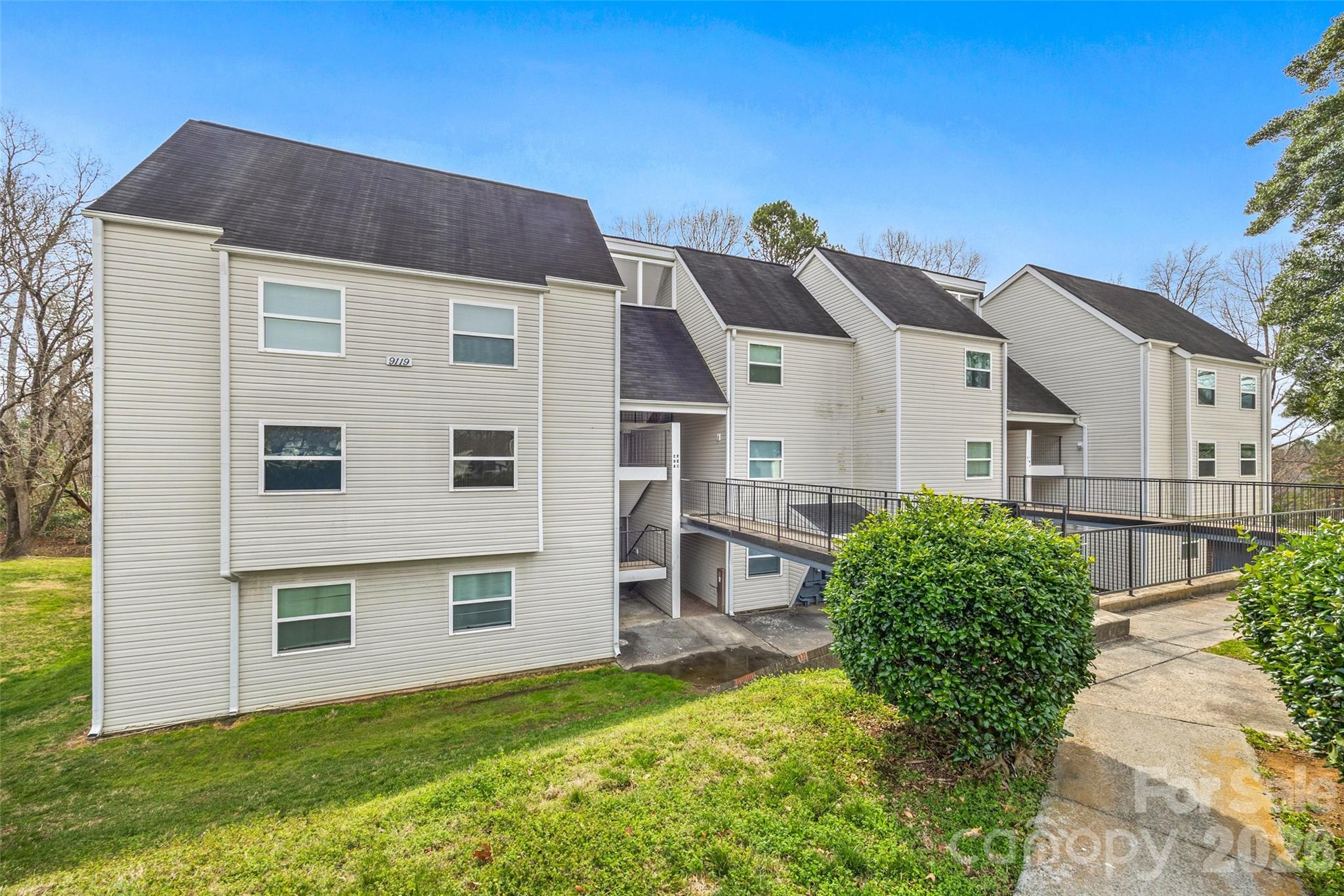 9119 Spyglass Pl #9119D, Charlotte, NC 28214