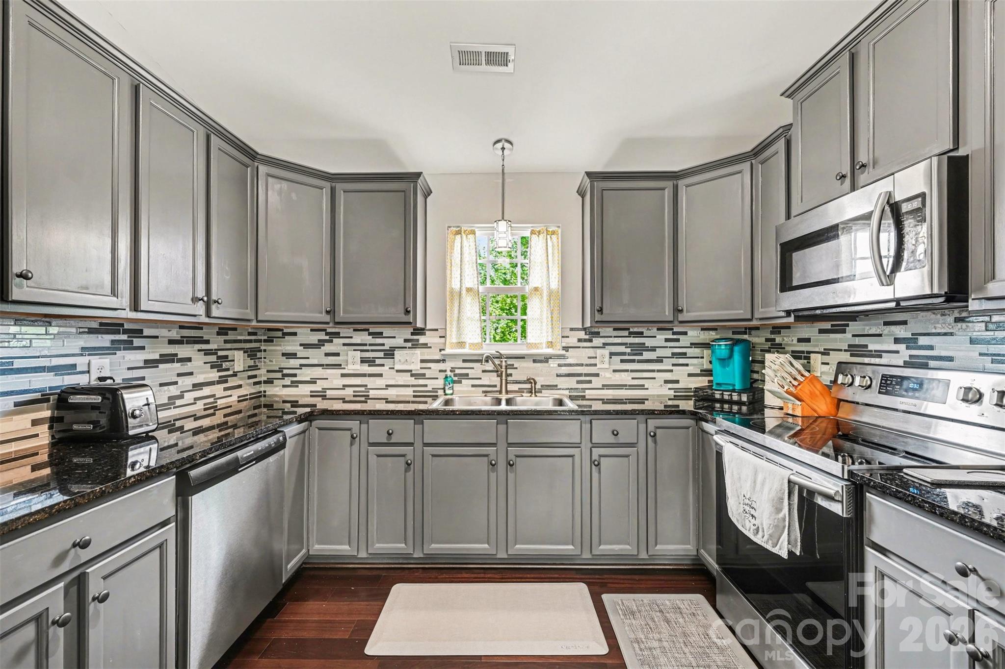 391 Lone Tree Ln, Clover, SC 29710
