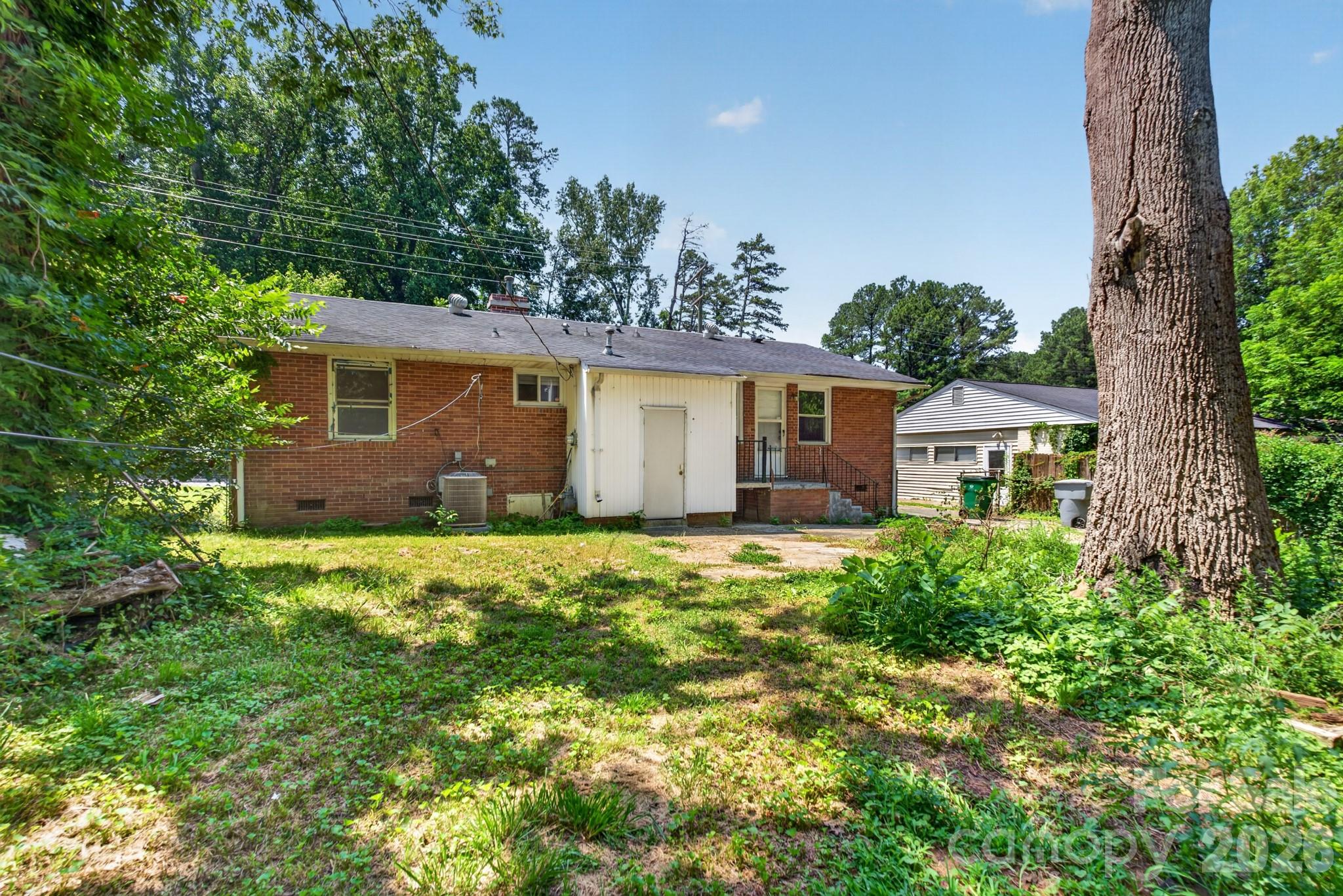3515 Shamrock Dr, Charlotte, NC 28215