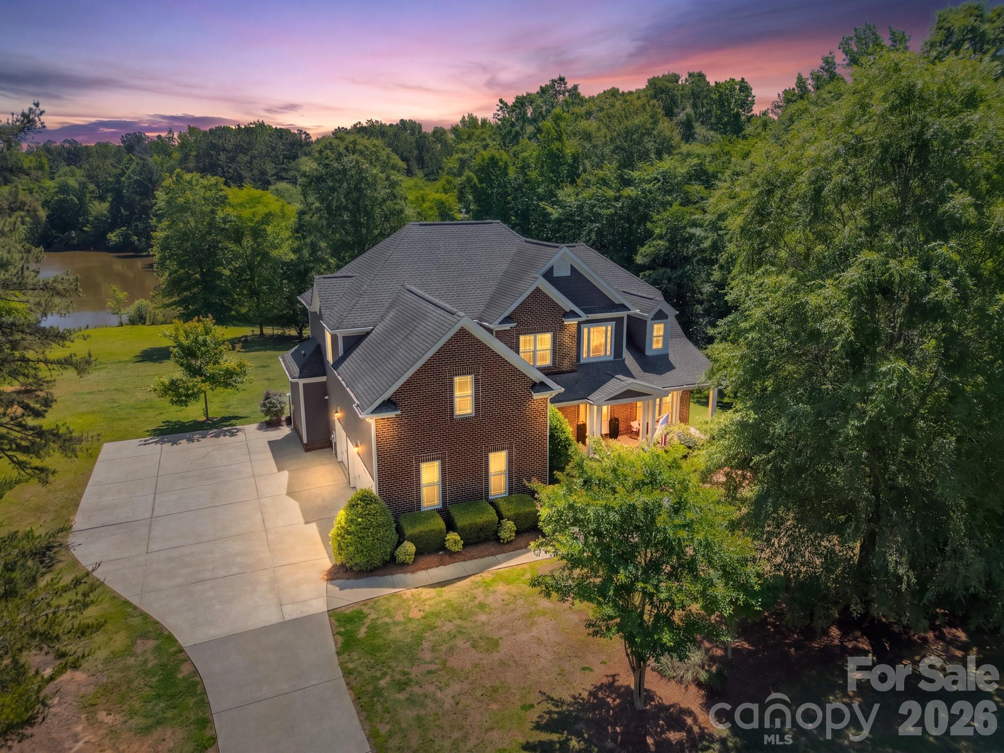 188 Carolina Crossing Dr, York, SC 29745