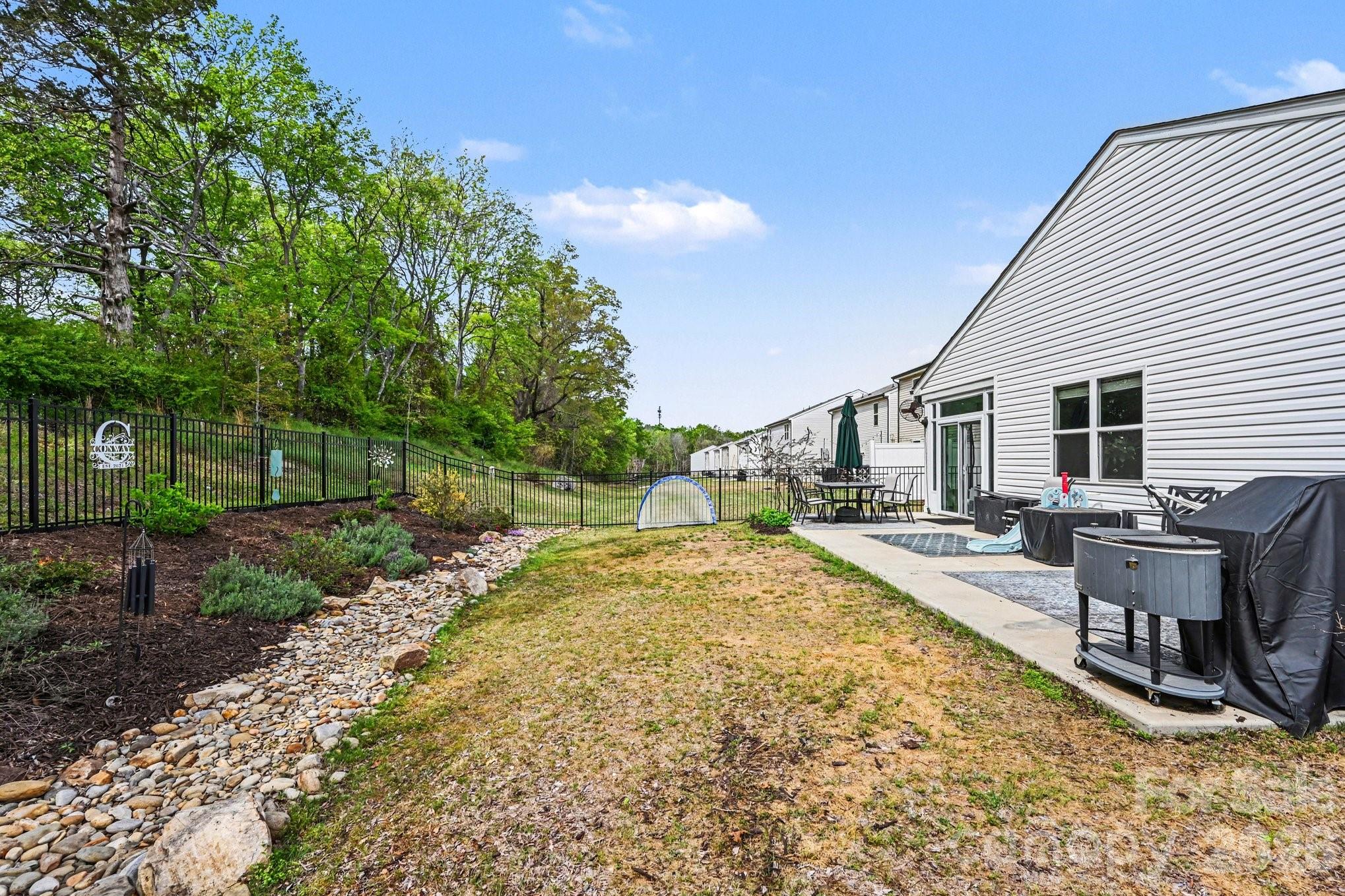 1235 Nesters Store Pl, Concord, NC 28027