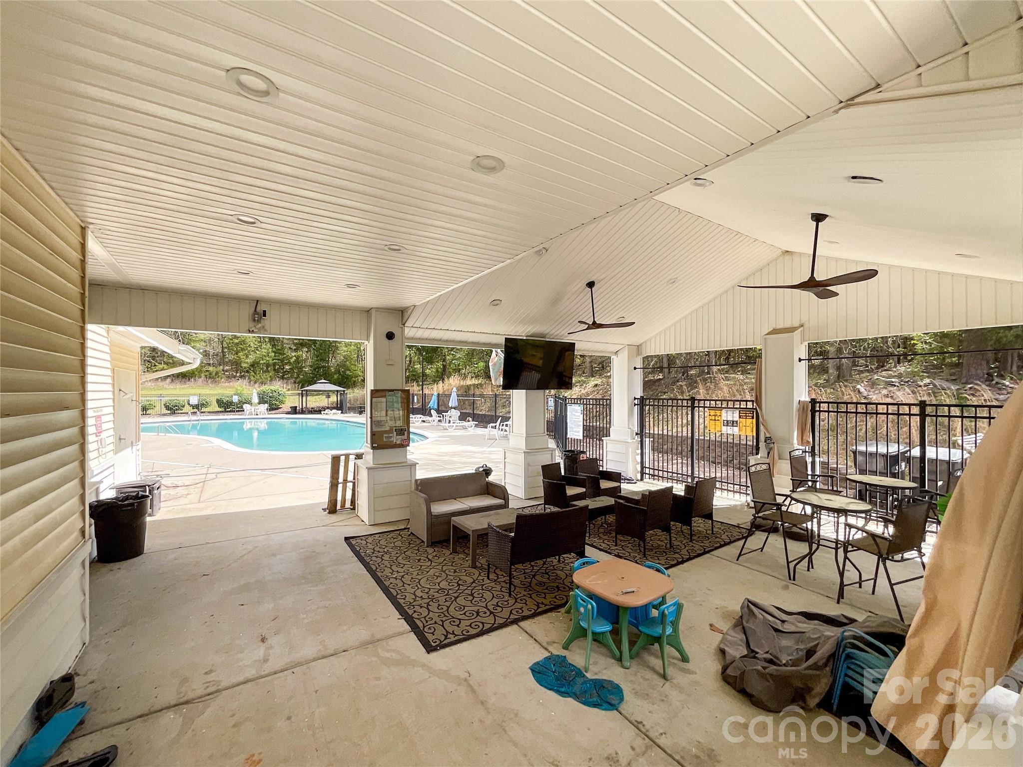 15137 Oldcorn Ln, Charlotte, NC 28262