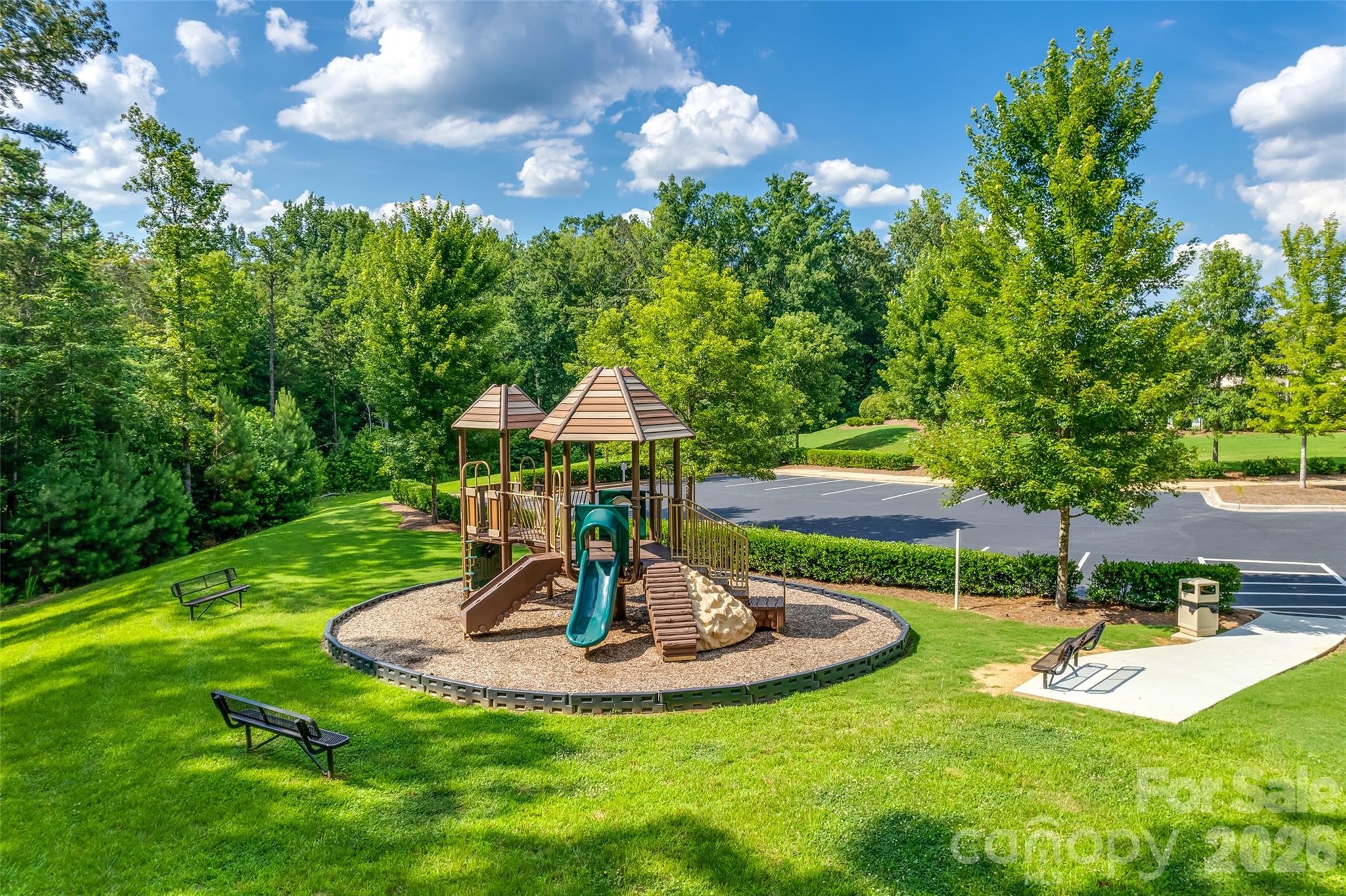 1521 Deer Meadows Dr, Waxhaw, NC 28173