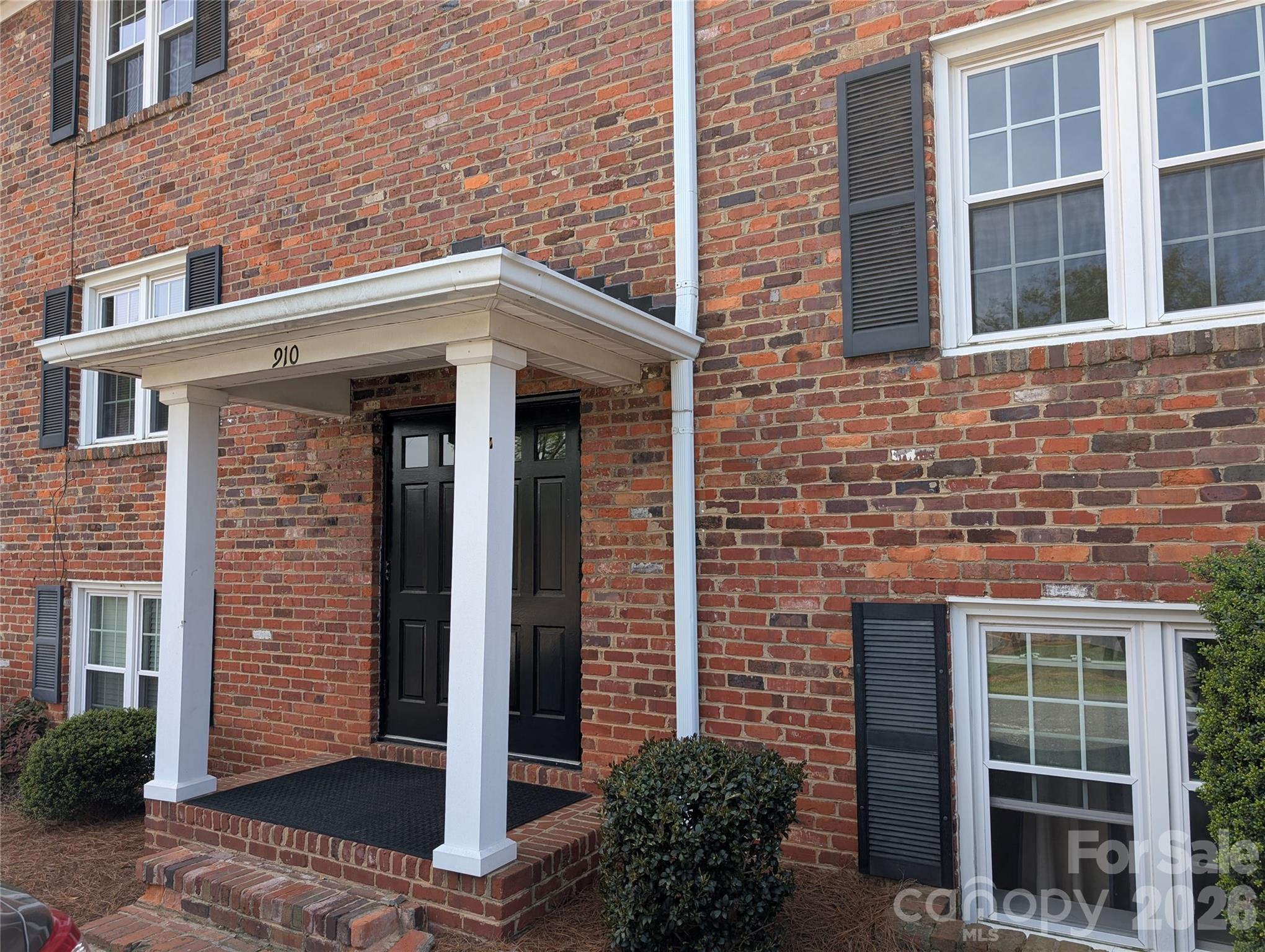 910 Mcalway Rd #A, Charlotte, NC 28211