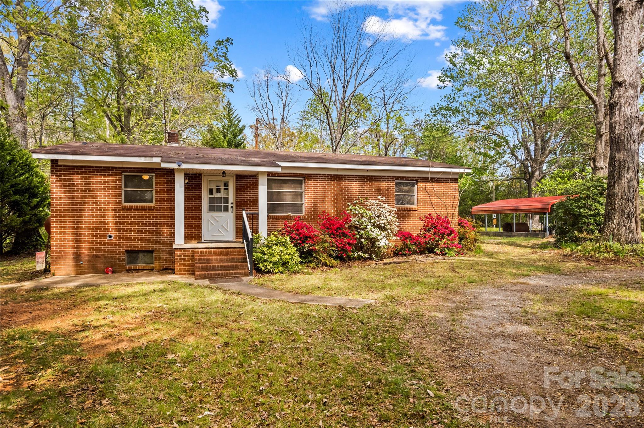 151 Bent Twig Dr, Statesville, NC 28677