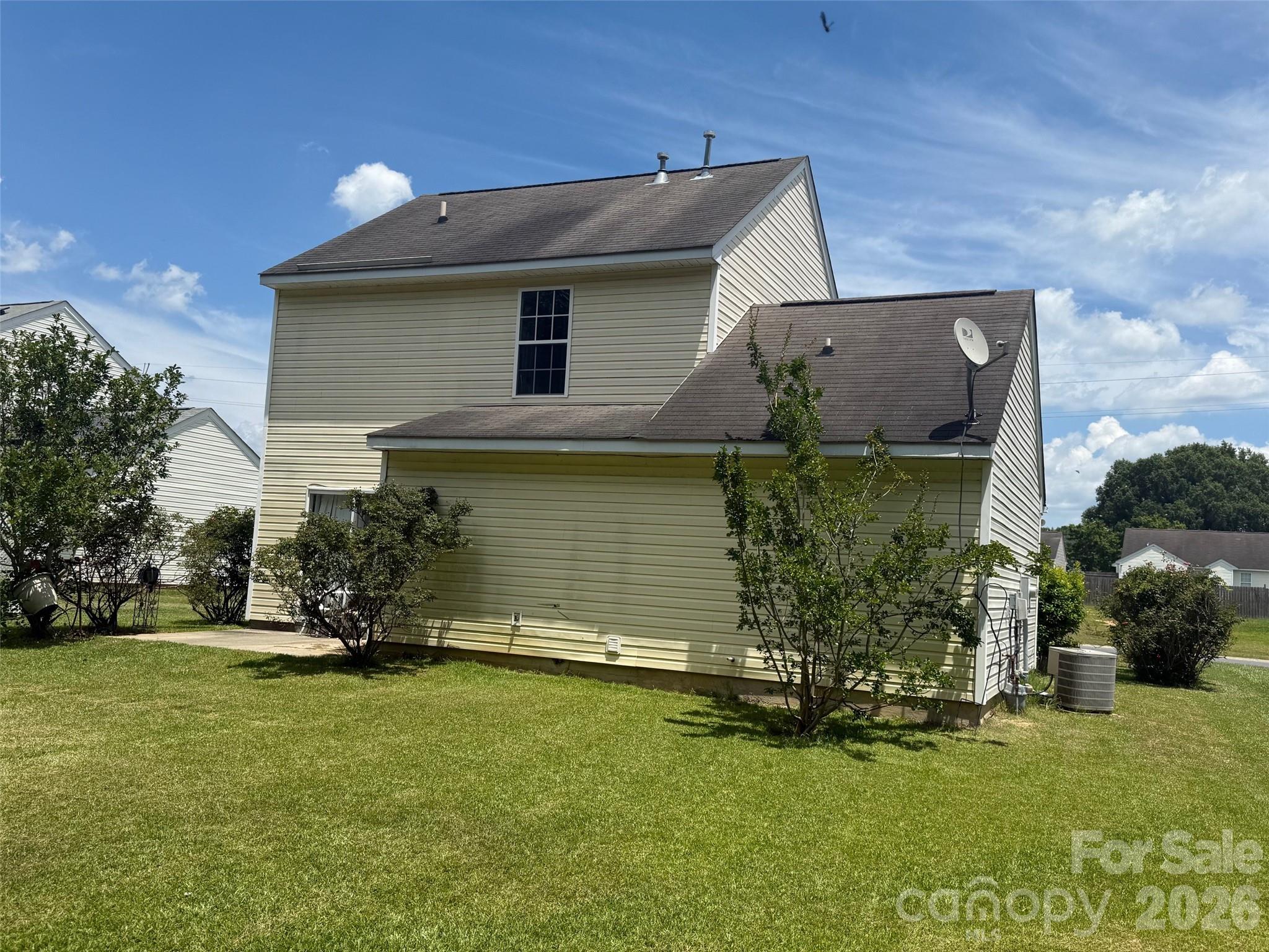 4046 W Fairmeadow Dr, Lancaster, SC 29720